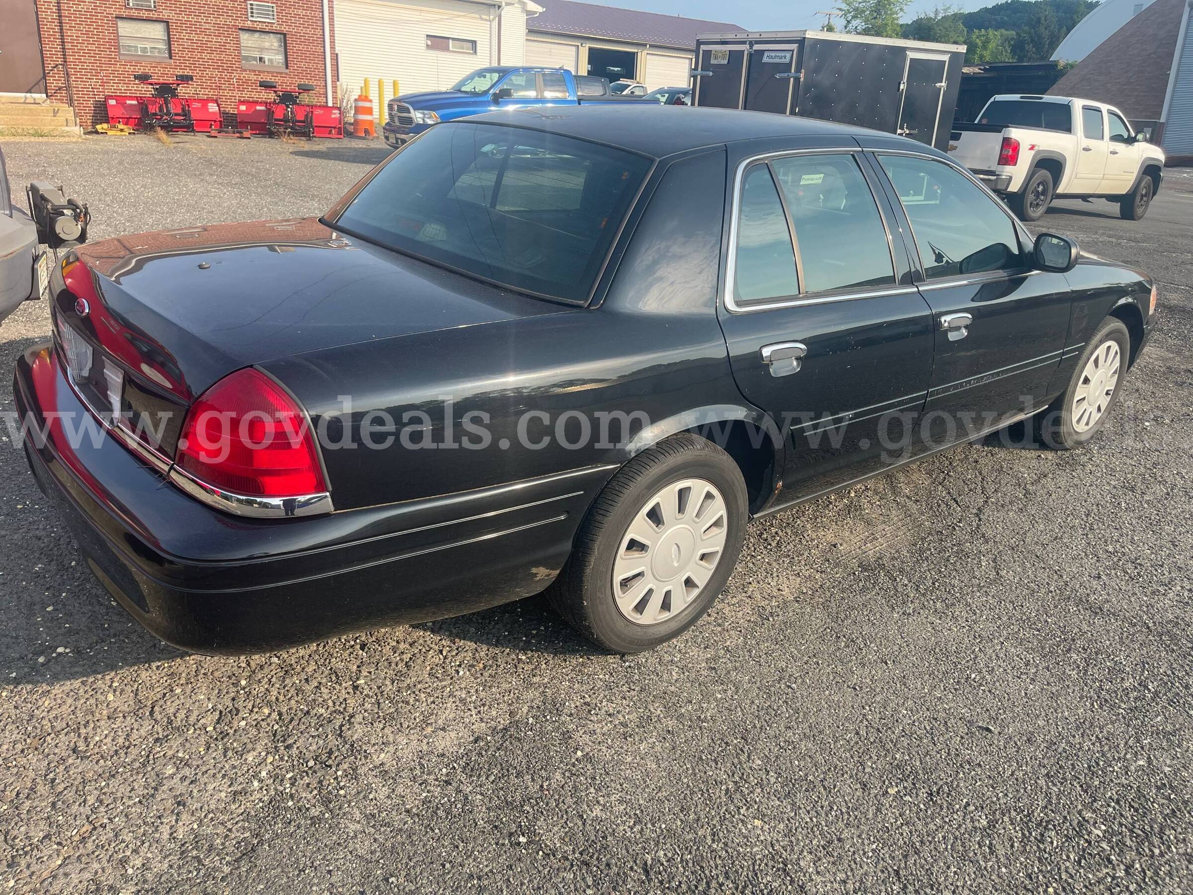 2008 Ford Crown Victoria Ford Crown Victoria Government Surplus Auction - Photo #3