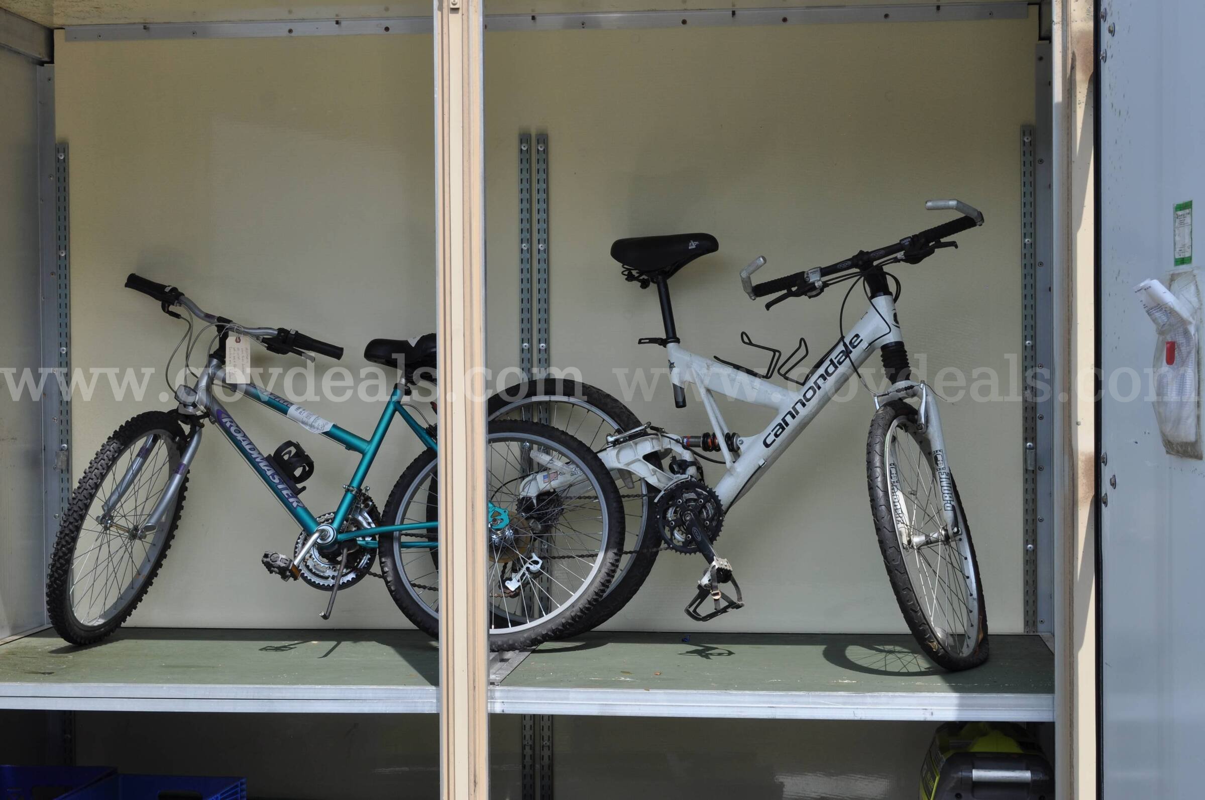 Lot of Bicycles Cannondale  Government Surplus Auction - Photo #2