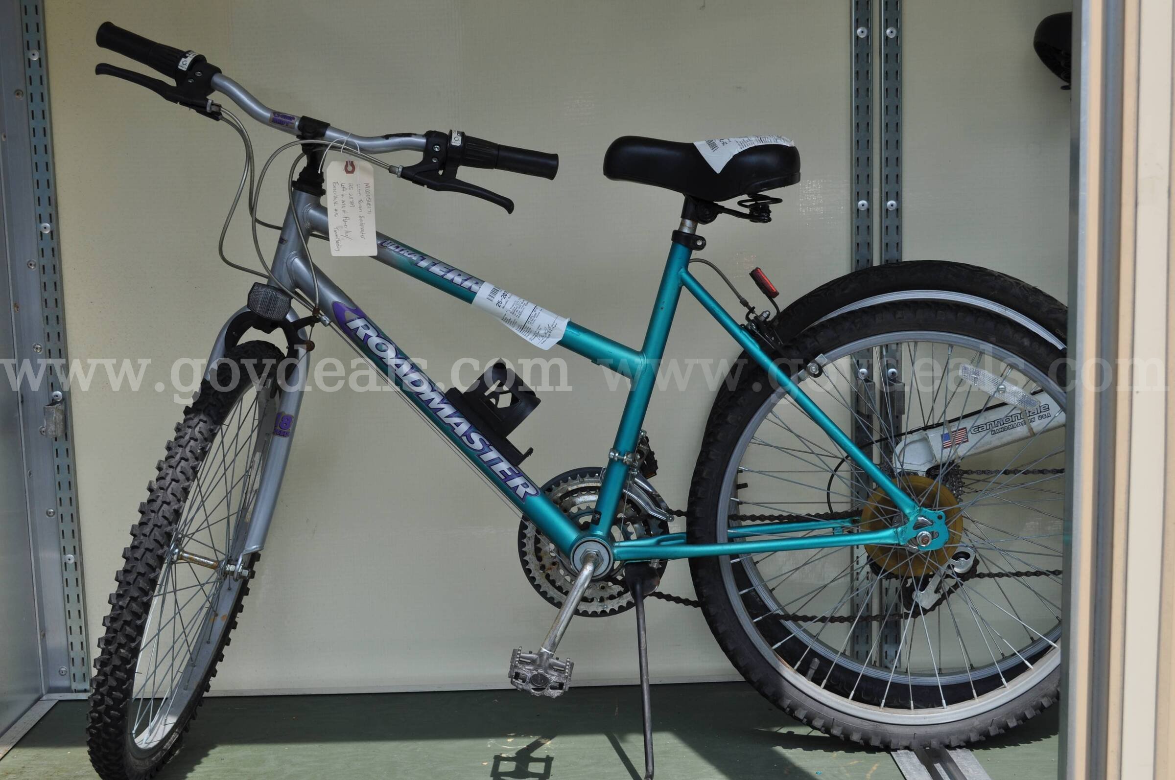 Lot of Bicycles Cannondale  Government Surplus Auction - Photo #4