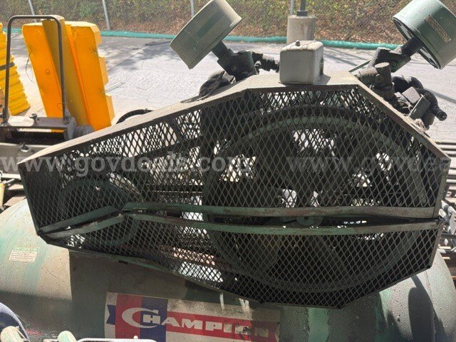 Champion 3 Phase Air Compressor Champion MAWP 200 Government Surplus Auction - Photo #6