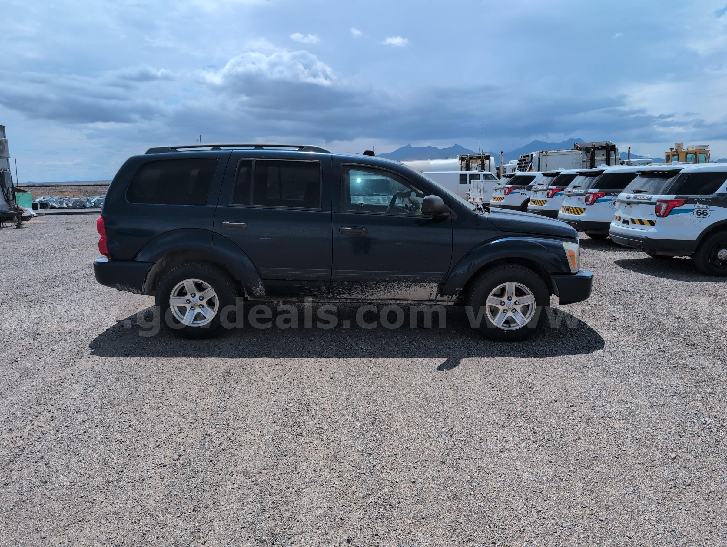 2005 Dodge Durango SLT 4WD Dodge Durango Government Surplus Auction - Photo #3