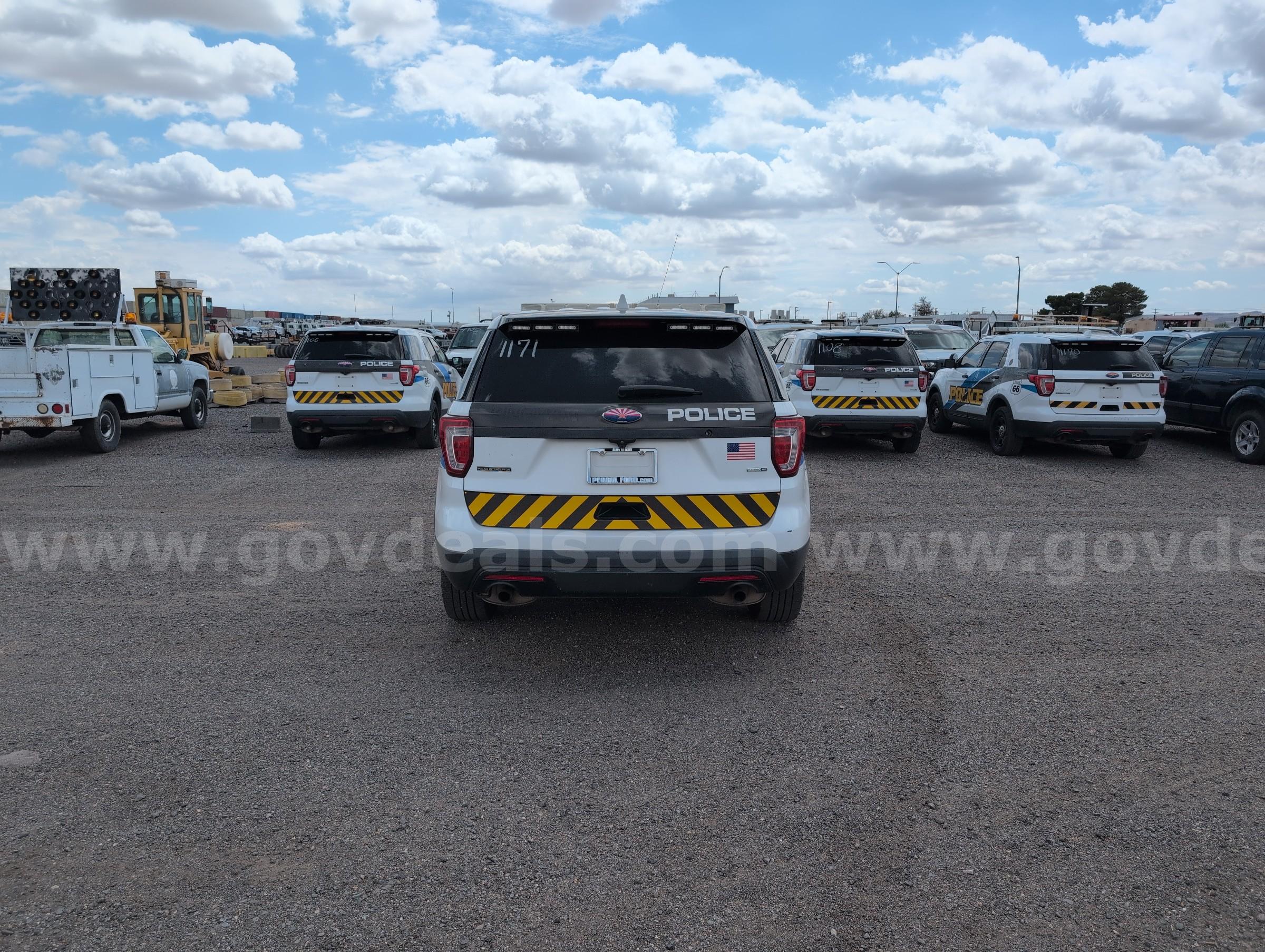 2017 Ford Explorer Ford Explorer Government Surplus Auction - Photo #4