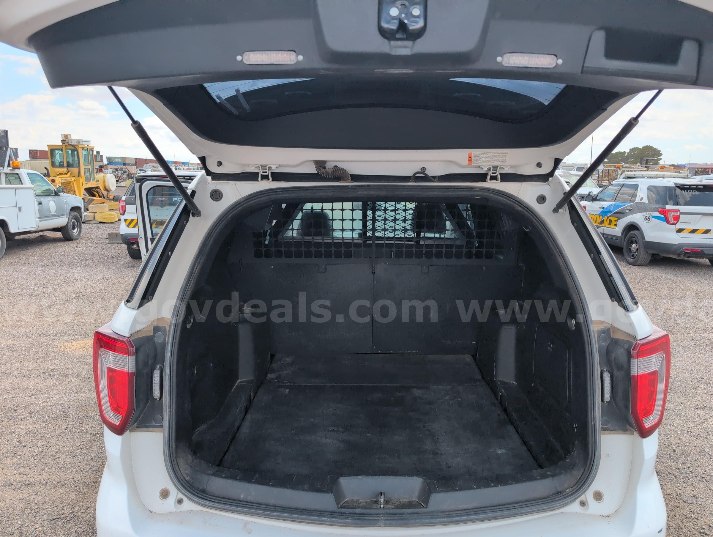 2017 Ford Explorer Ford Explorer Government Surplus Auction - Photo #5