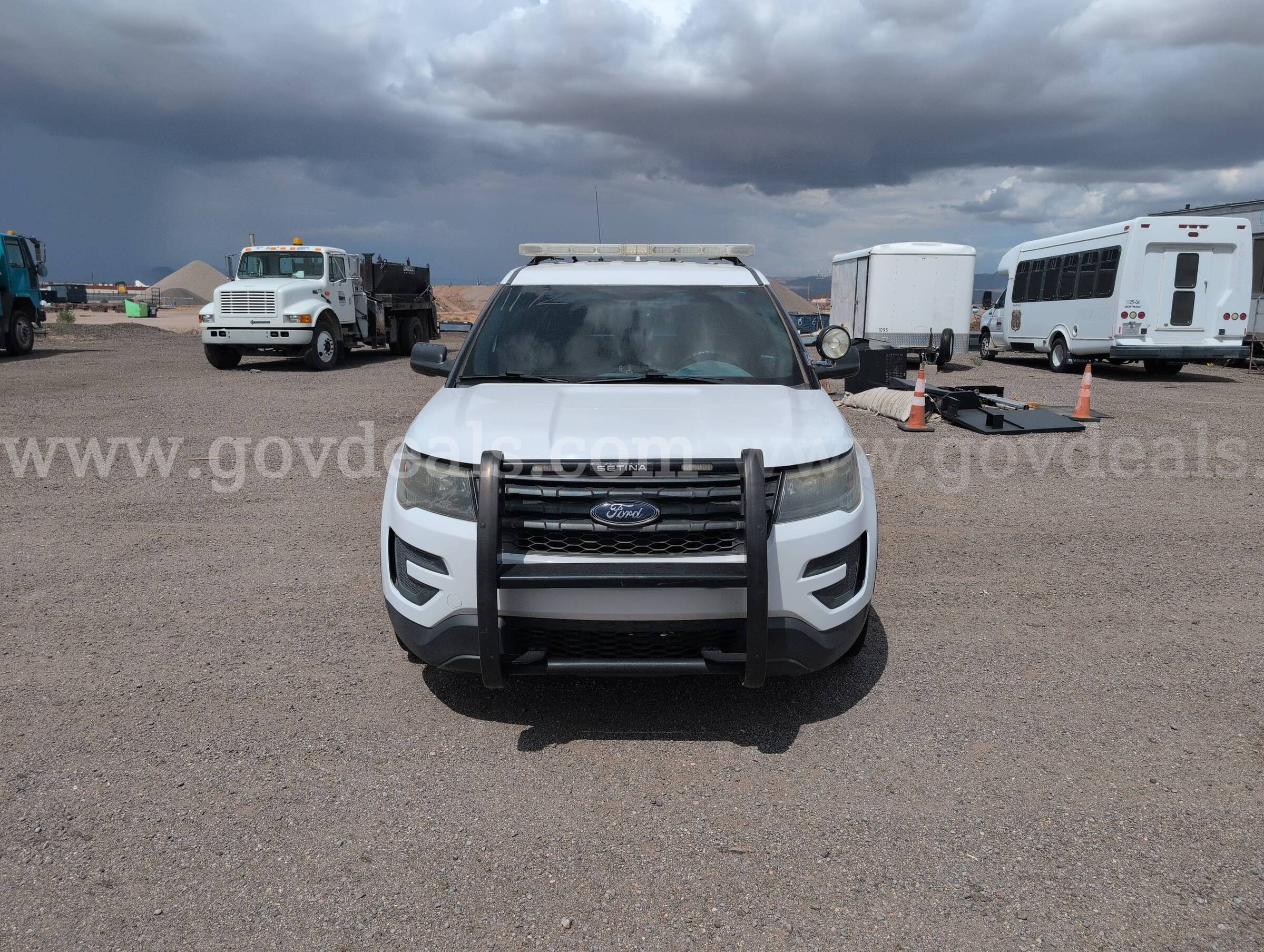 2017 Ford Explorer Ford Explorer Government Surplus Auction - Photo #2