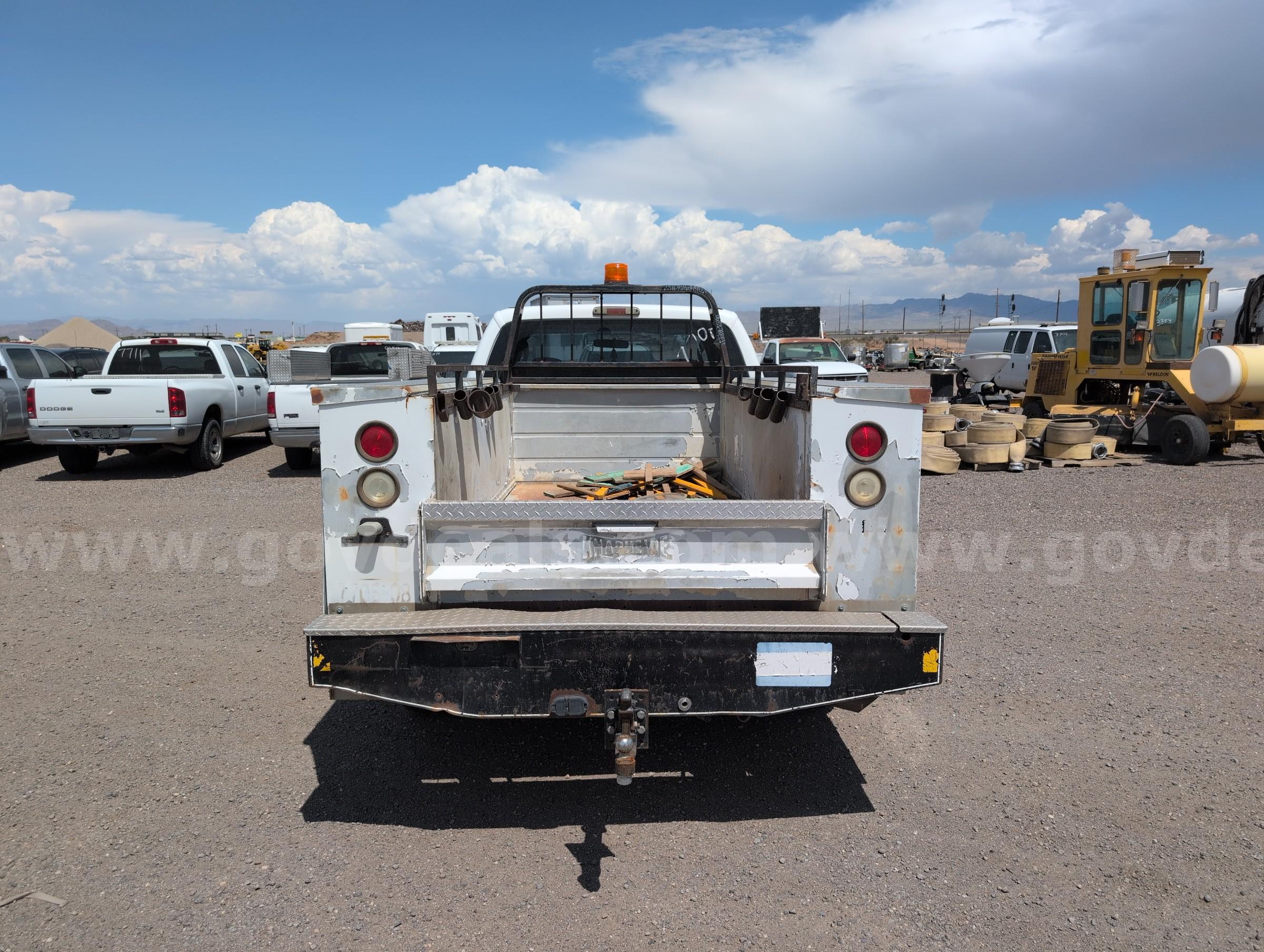2008 Ford F-250 SD XL SuperCab Long Bed 2WD Ford F-250 Government Surplus Auction - Photo #4