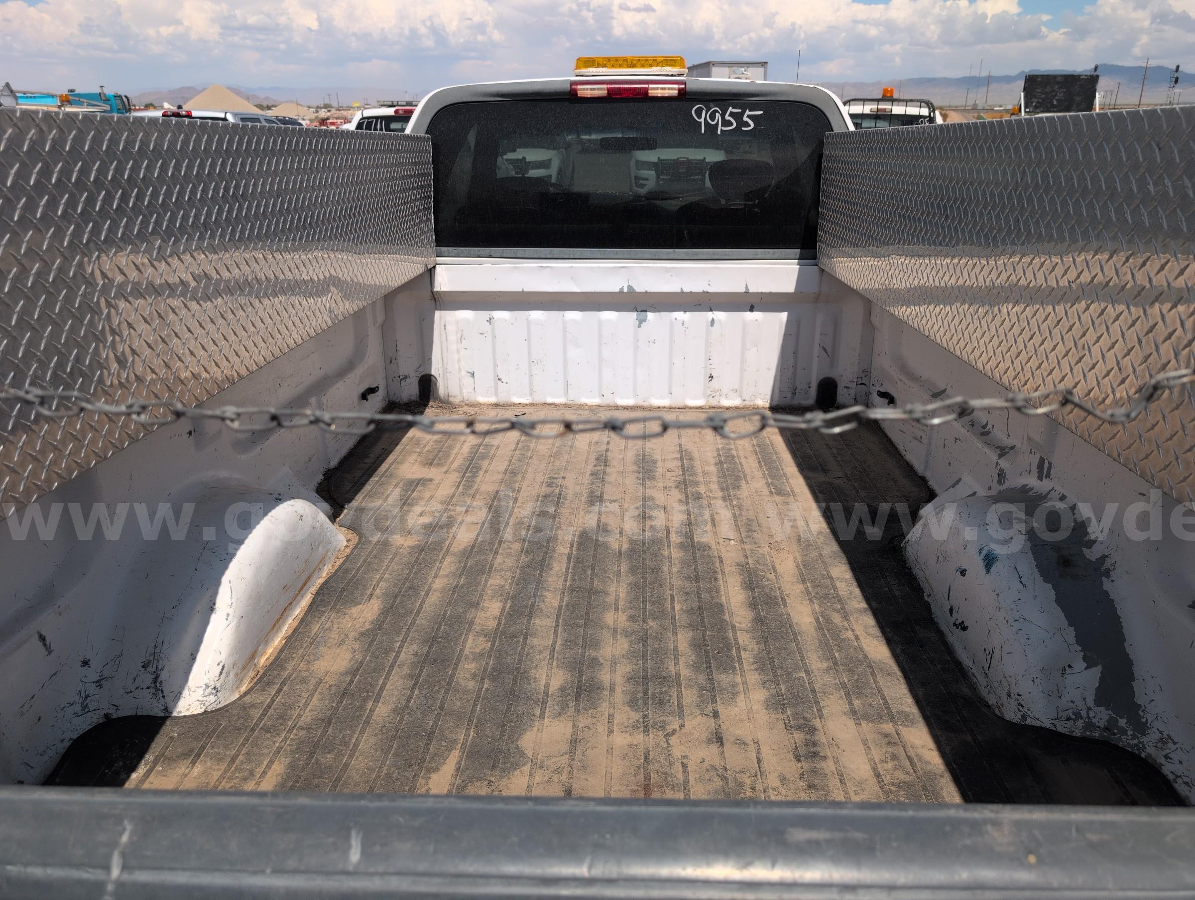 2002 Ford F-150 XL SuperCab Long Bed 2WD Ford F-150 Government Surplus Auction - Photo #5