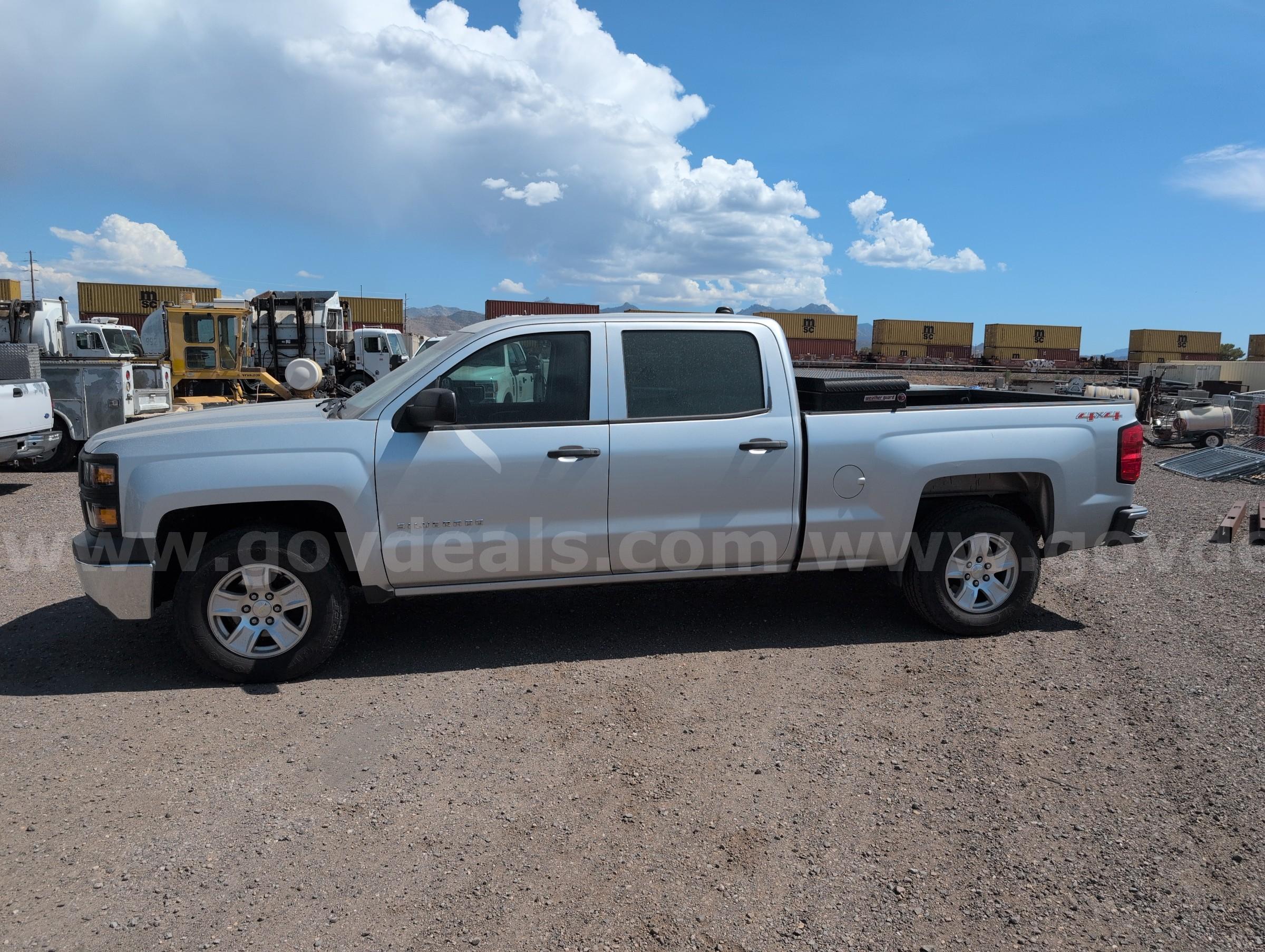 2015 Chevrolet Silverado 1500 Work Truck Crew Cab 4WD Chevrolet Silverado Government Surplus Auction - Primary Photo
