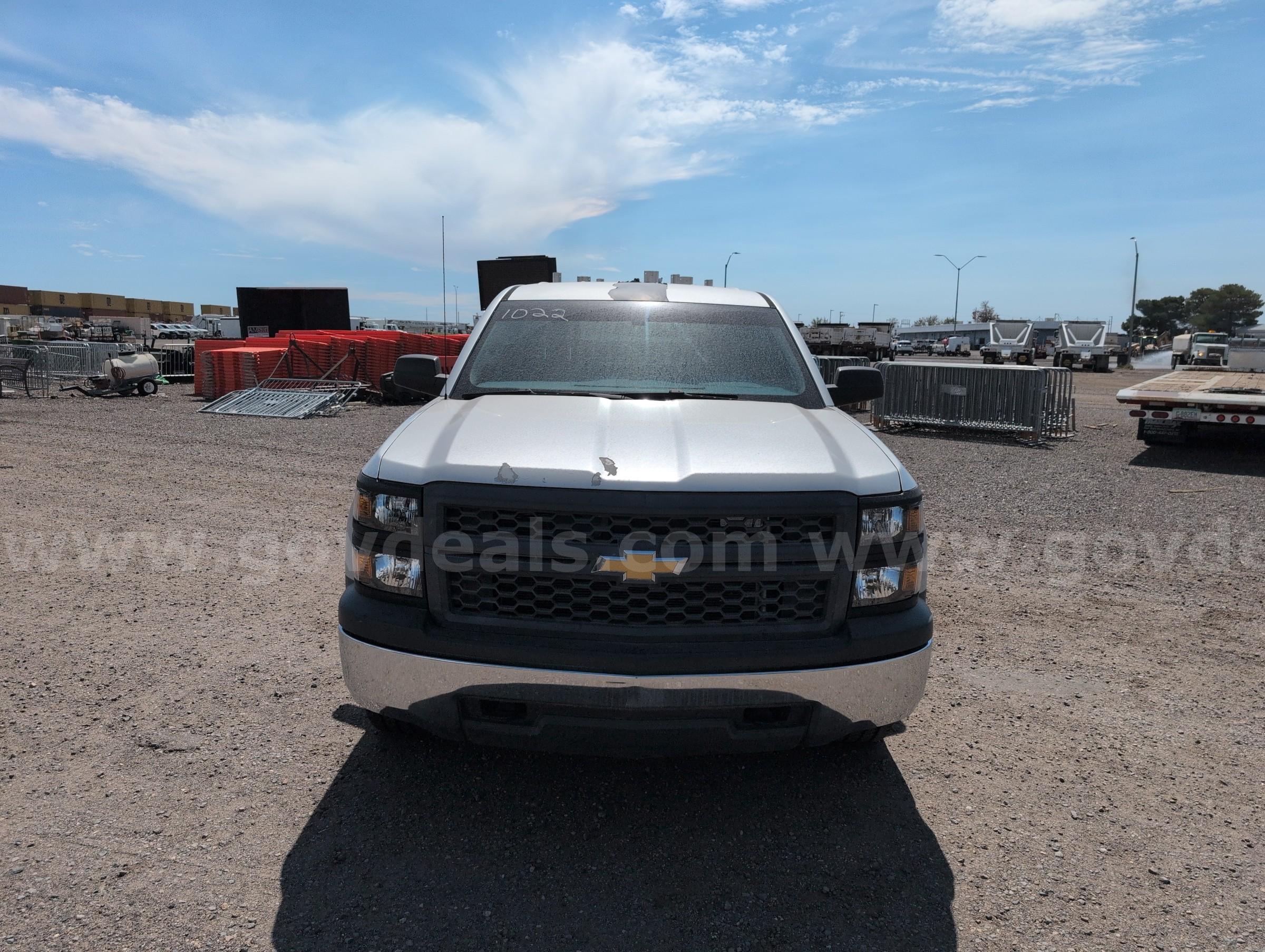 2015 Chevrolet Silverado 1500 Work Truck Crew Cab 4WD Chevrolet Silverado Government Surplus Auction - Photo #2