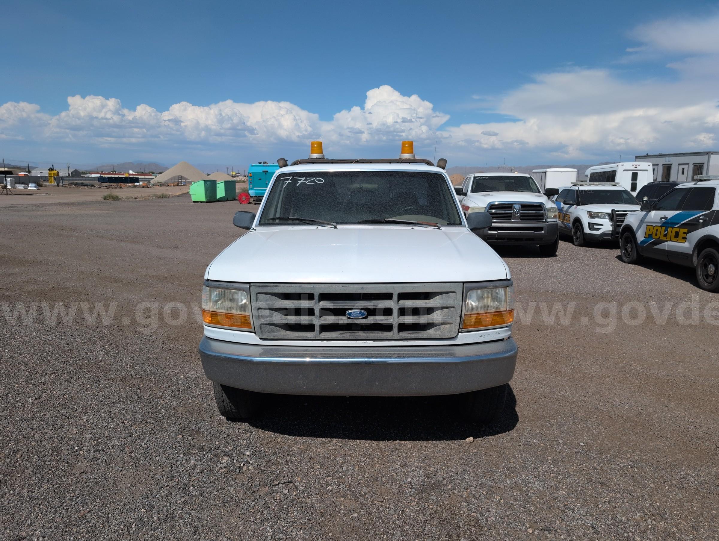 1996 Ford F-250 Ford F-250 Government Surplus Auction - Photo #2