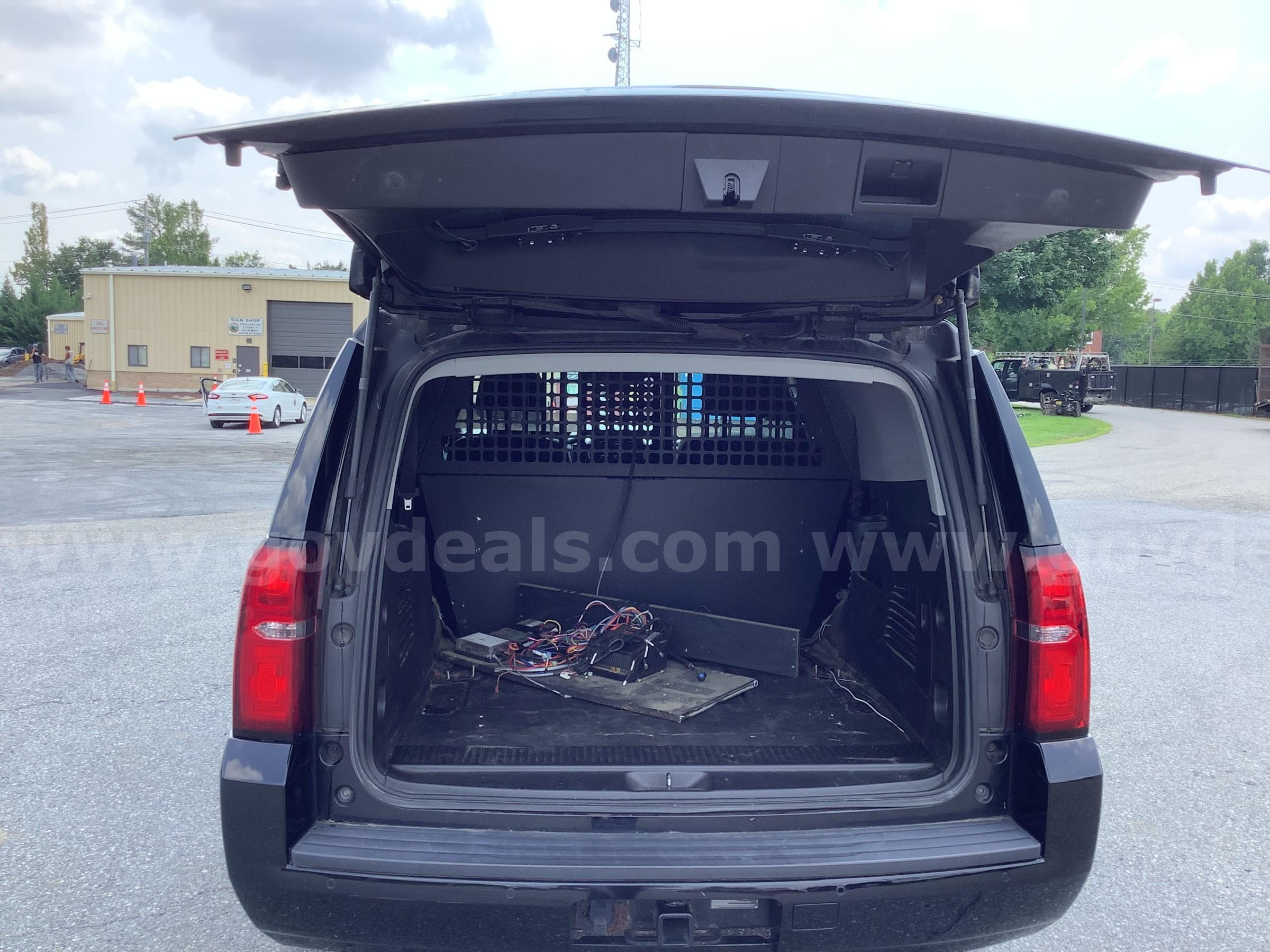2018 Chevrolet Tahoe Police K9 Unit Chevrolet Tahoe Government Surplus Auction - Photo #4