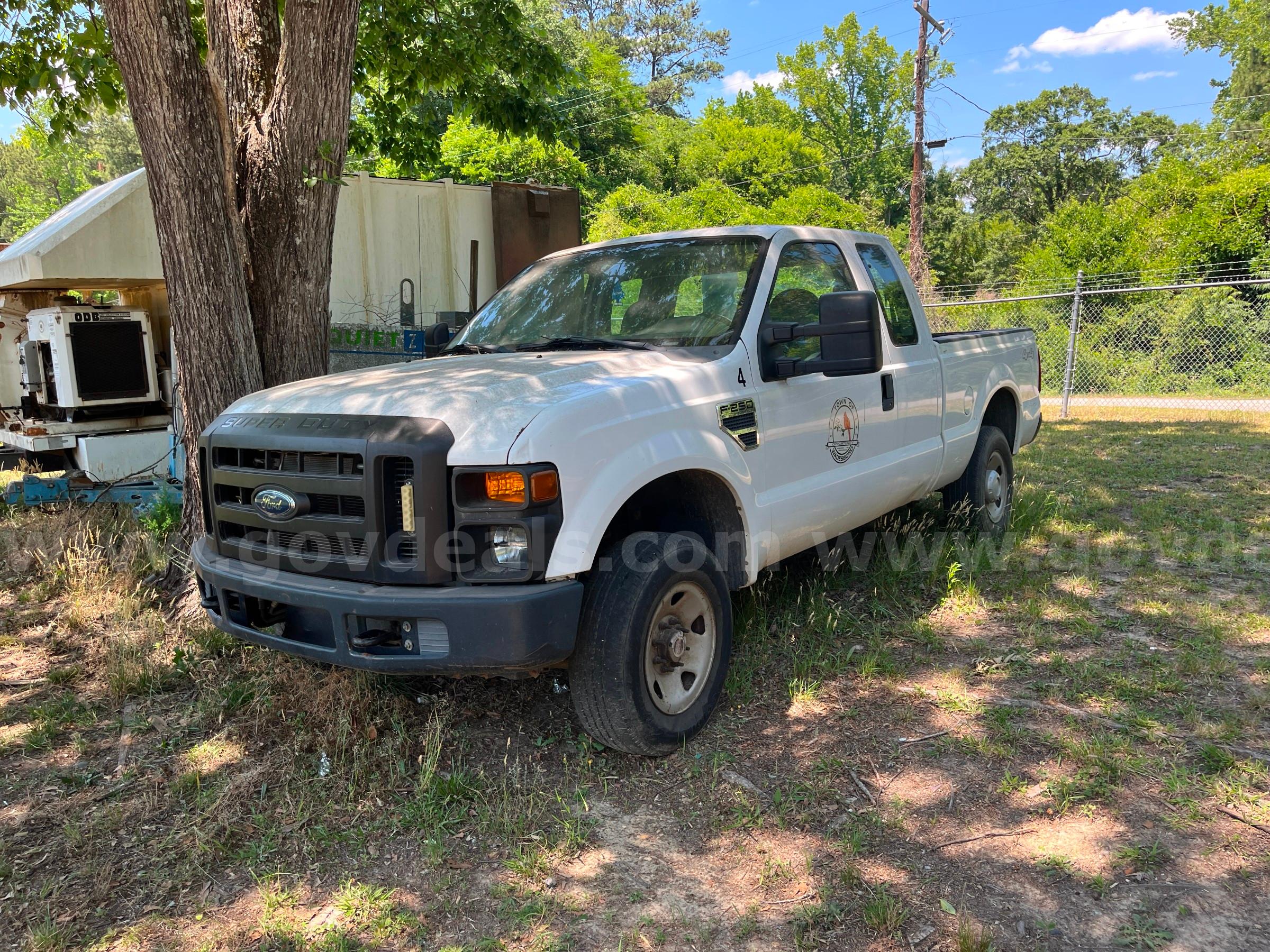 2009 Ford F-250 SD Ford F-250 Government Surplus Auction - Primary Photo
