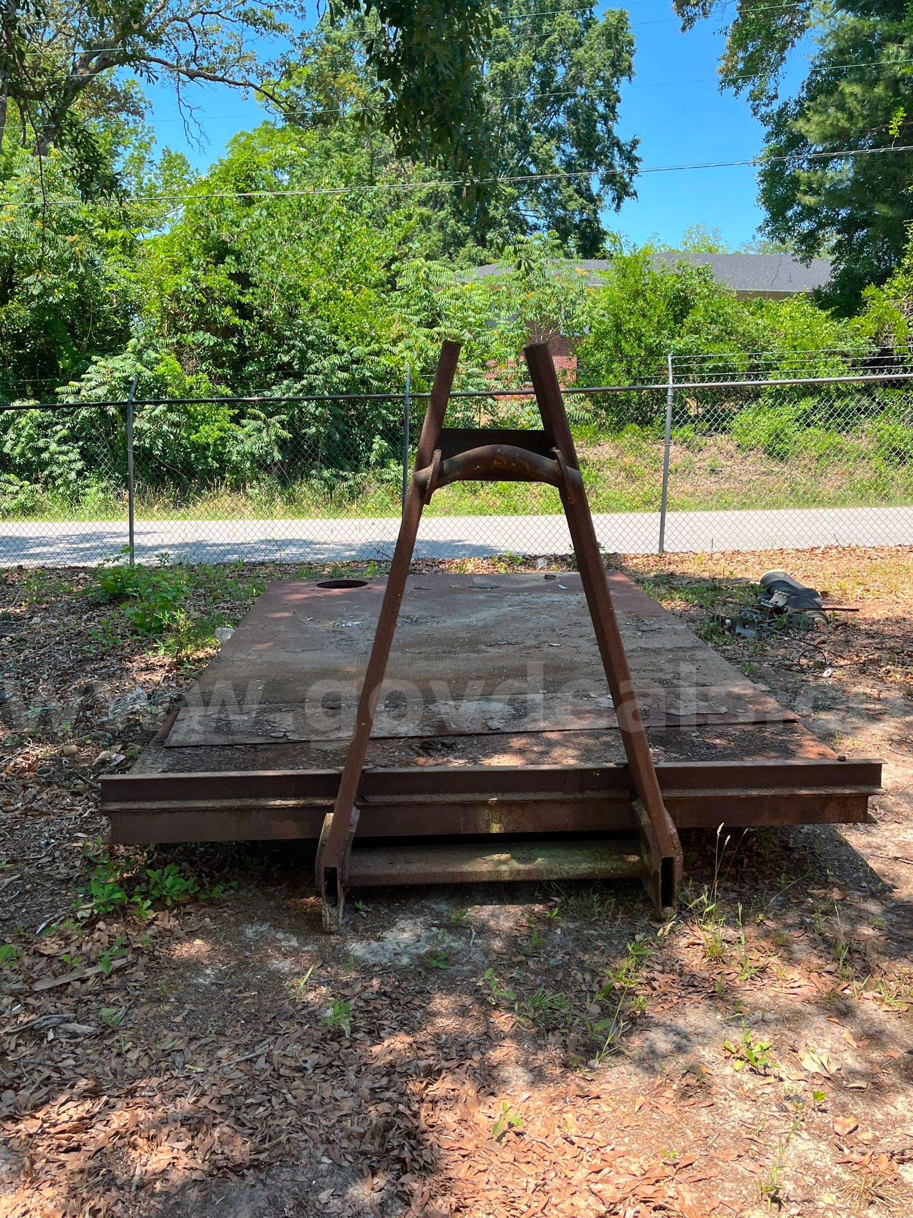 Home-Made Hook Bed   Government Surplus Auction - Photo #2