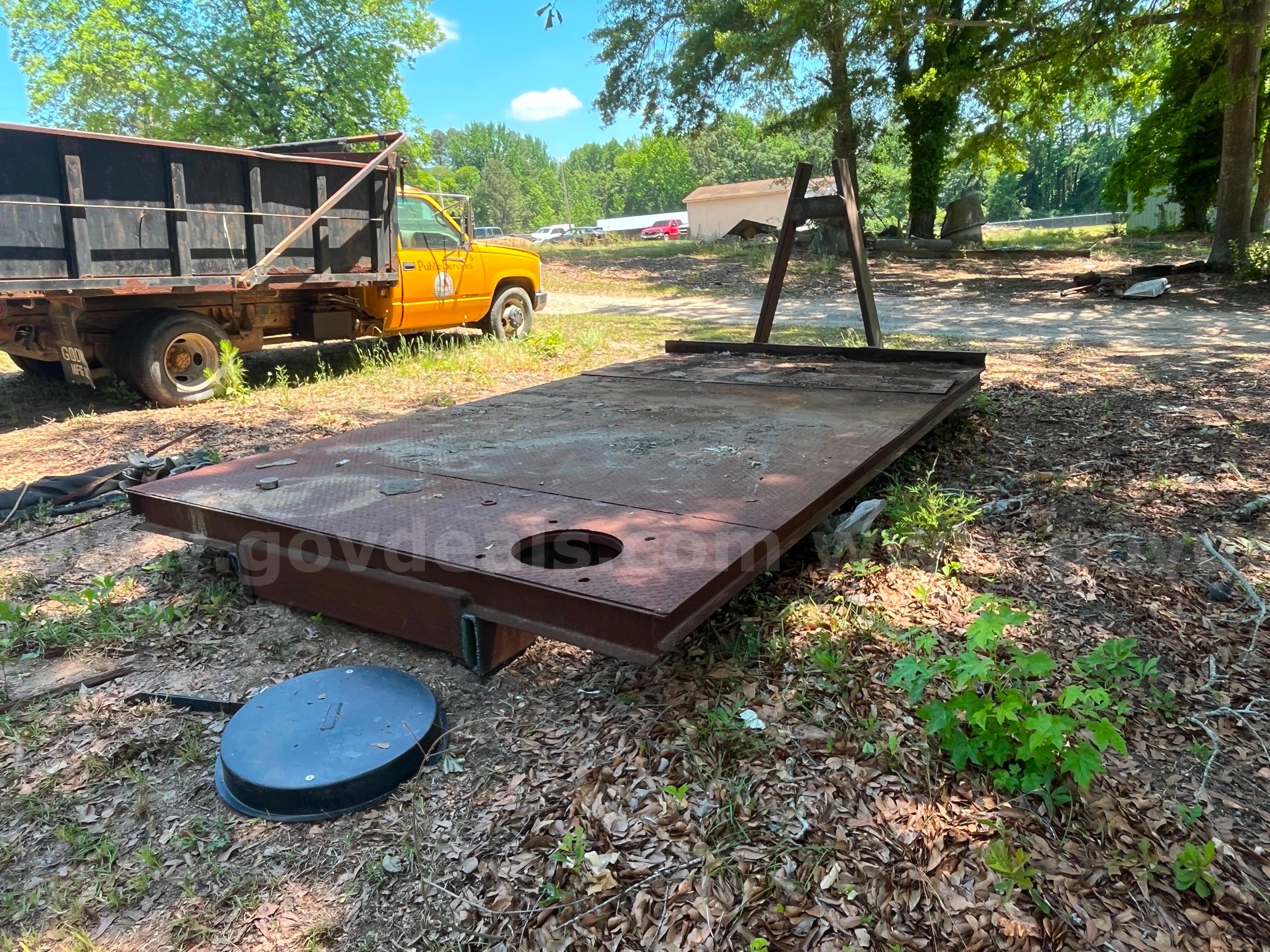 Home-Made Hook Bed   Government Surplus Auction - Photo #6