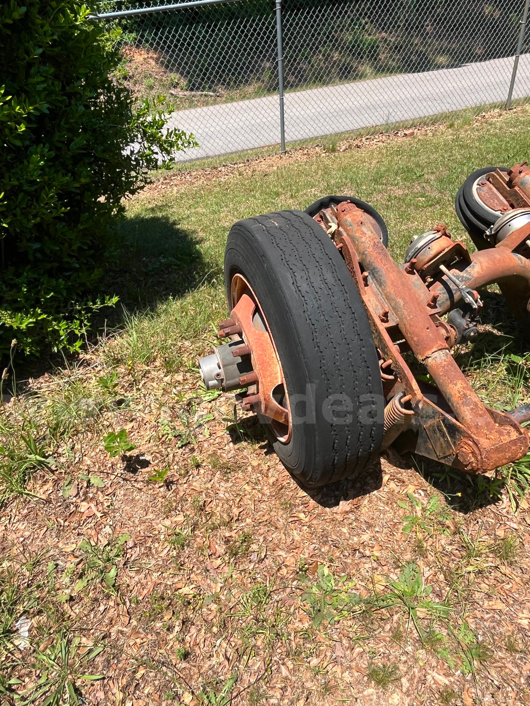 Drop Axel   Government Surplus Auction - Photo #2