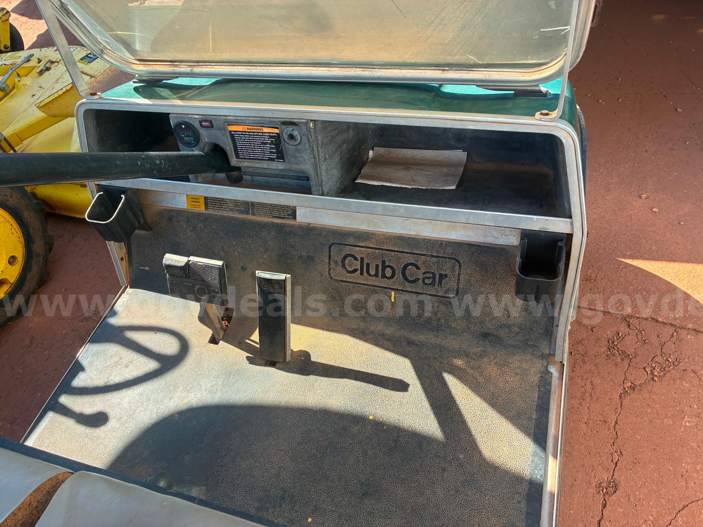 2000 Club Car Turf 2 Carryall golf cart Club Car Turf 2 Carryall Government Surplus Auction - Photo #5