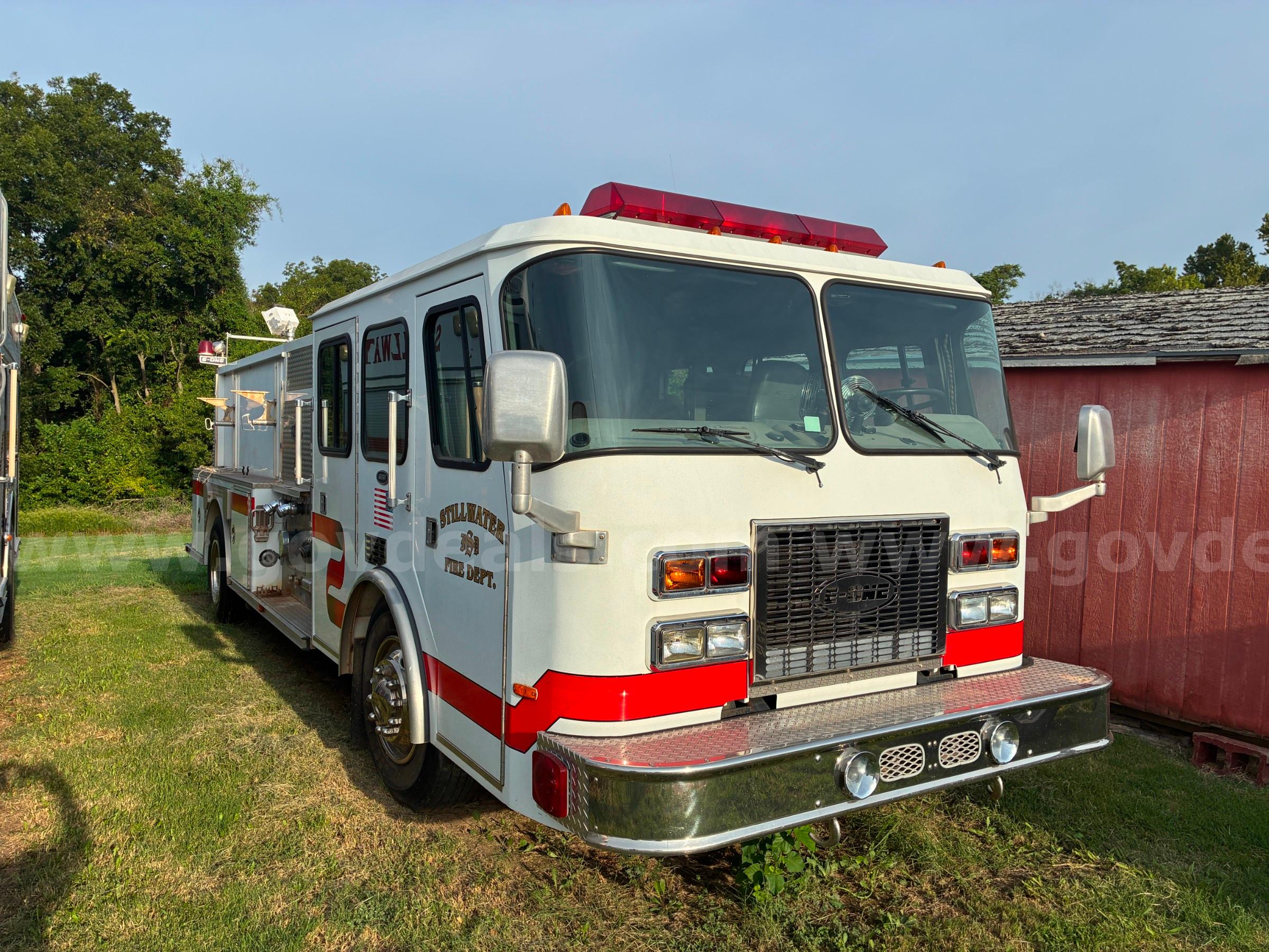 1993 Emergency One Fire Truck INOPERATIVE MUST BE TOWED Emergency One Fire Truck Government Surplus Auction - Photo #2