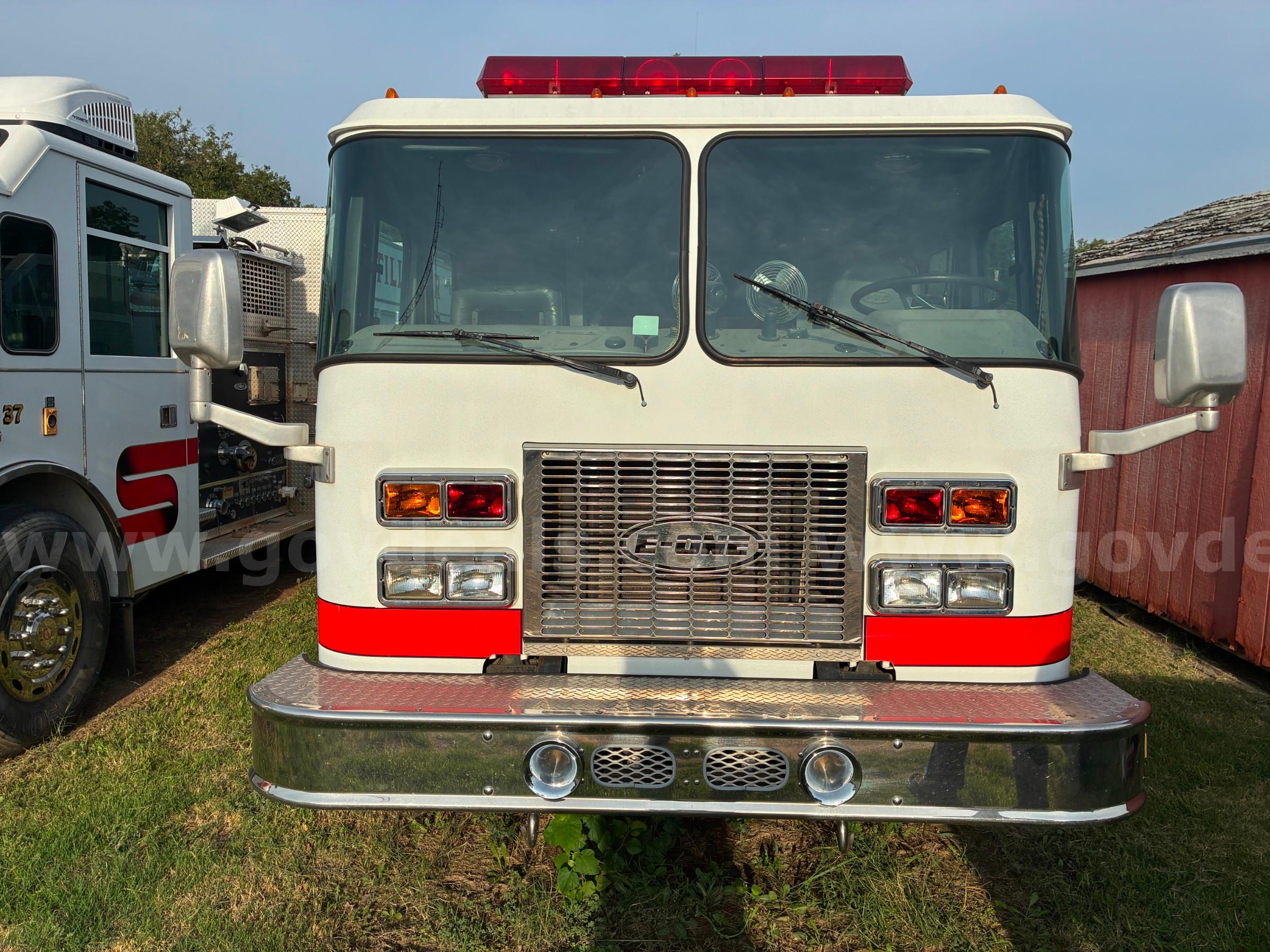 1993 Emergency One Fire Truck INOPERATIVE MUST BE TOWED Emergency One Fire Truck Government Surplus Auction - Photo #3
