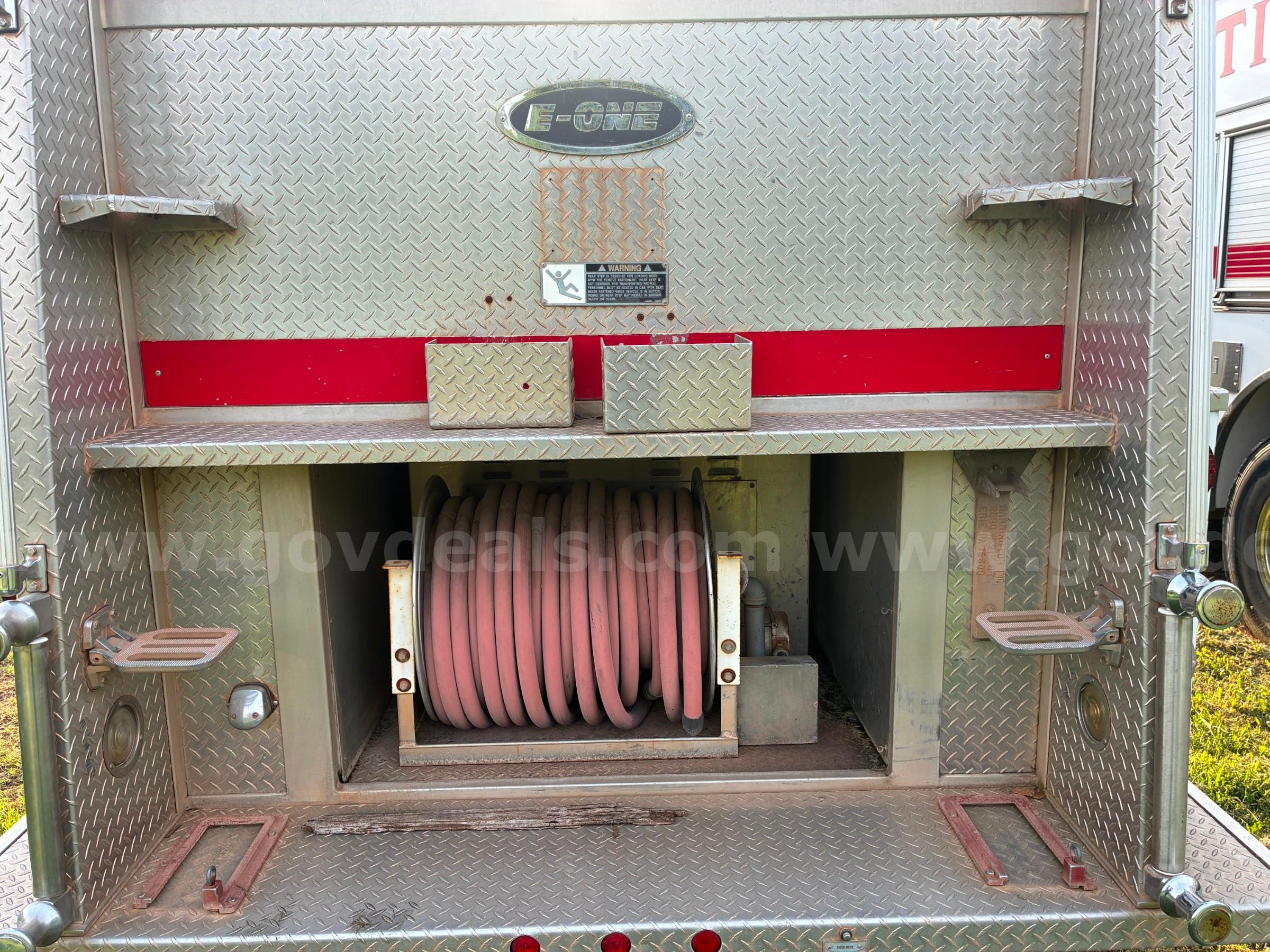 1993 Emergency One Fire Truck INOPERATIVE MUST BE TOWED Emergency One Fire Truck Government Surplus Auction - Photo #4