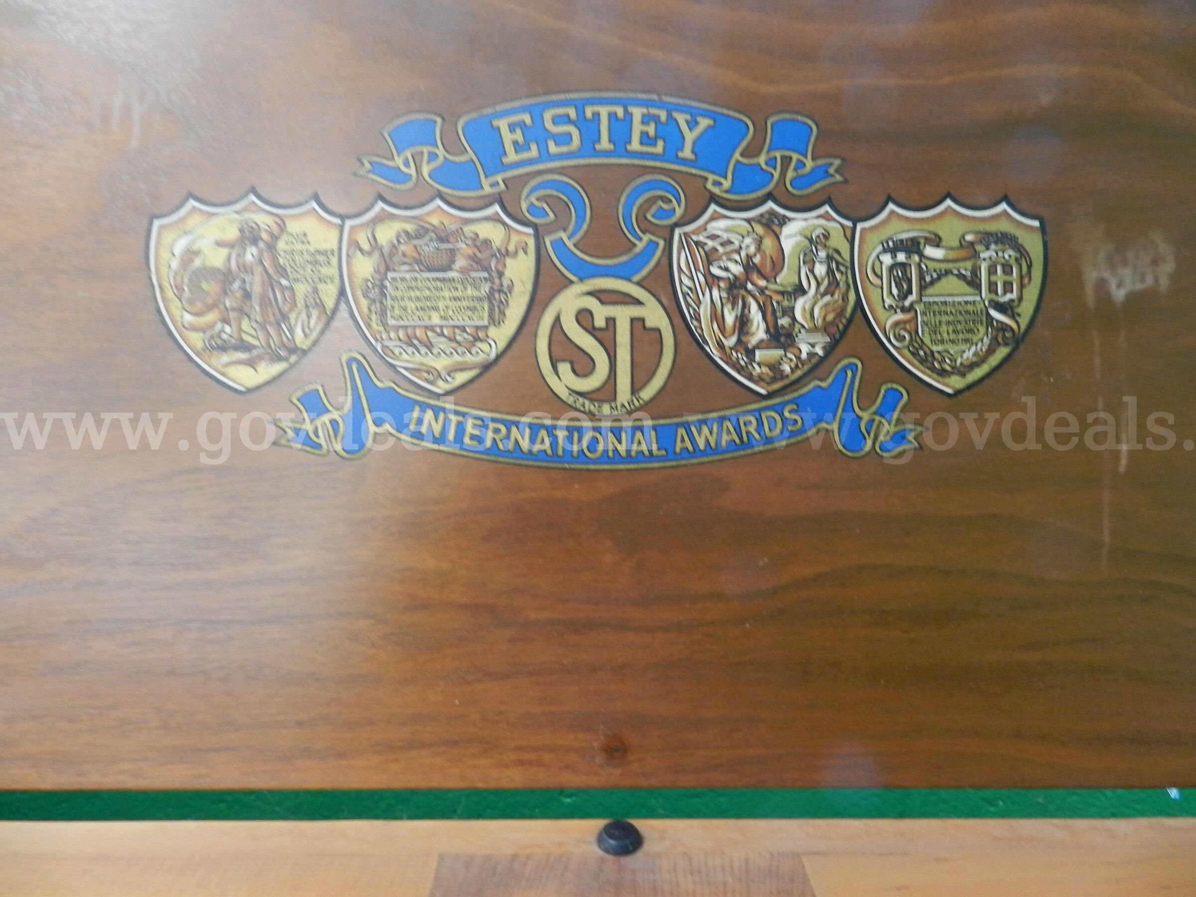 Estey Spinet Piano for Sale Estey  Government Surplus Auction - Primary Photo