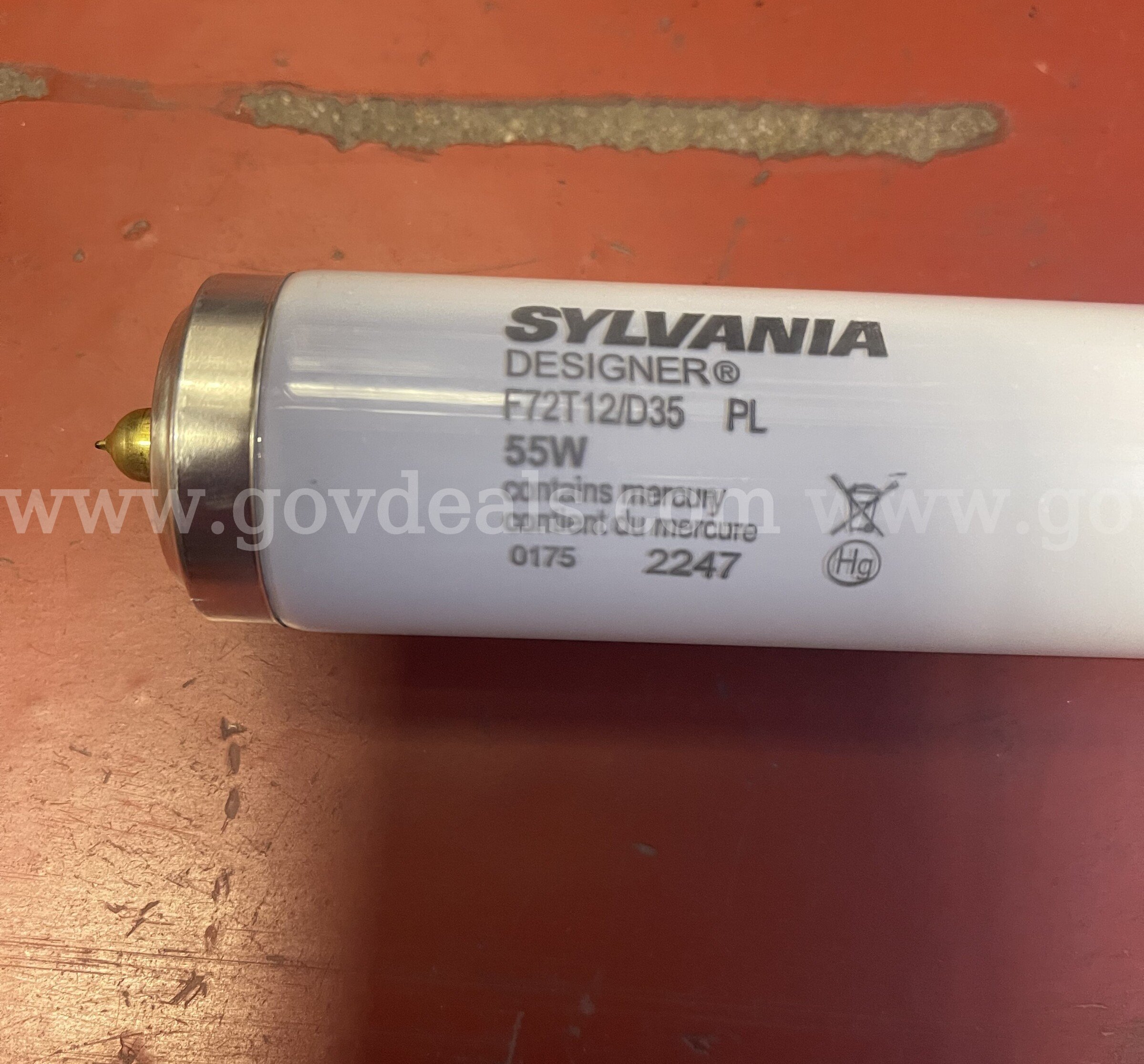 Lot of 17,238 Fluorescent 55 and 60 WATT bulbs  238 Government Surplus Auction - Photo #3