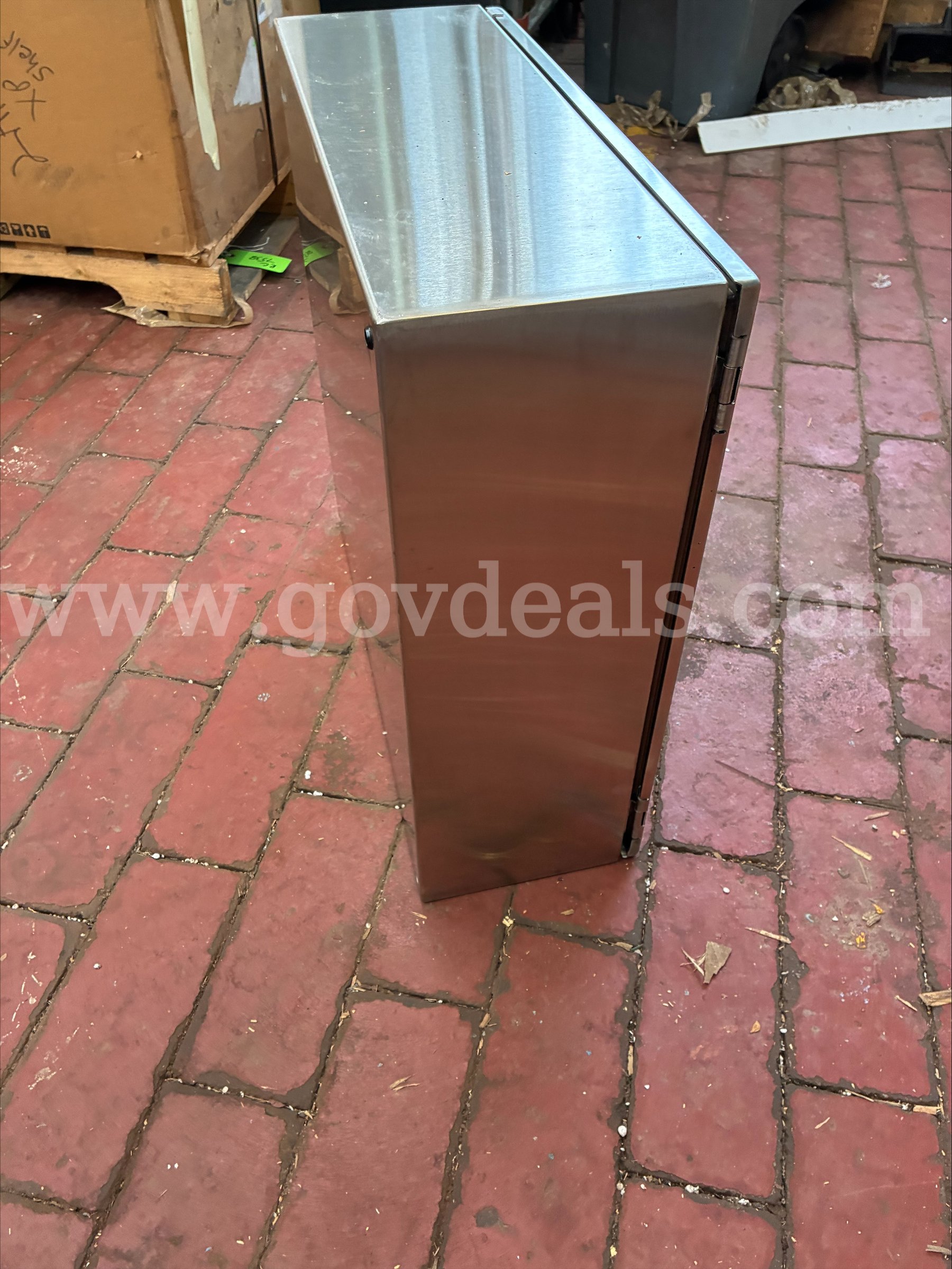 Lot of (11) Stainless Steel Enclosures  4100 Government Surplus Auction - Photo #2