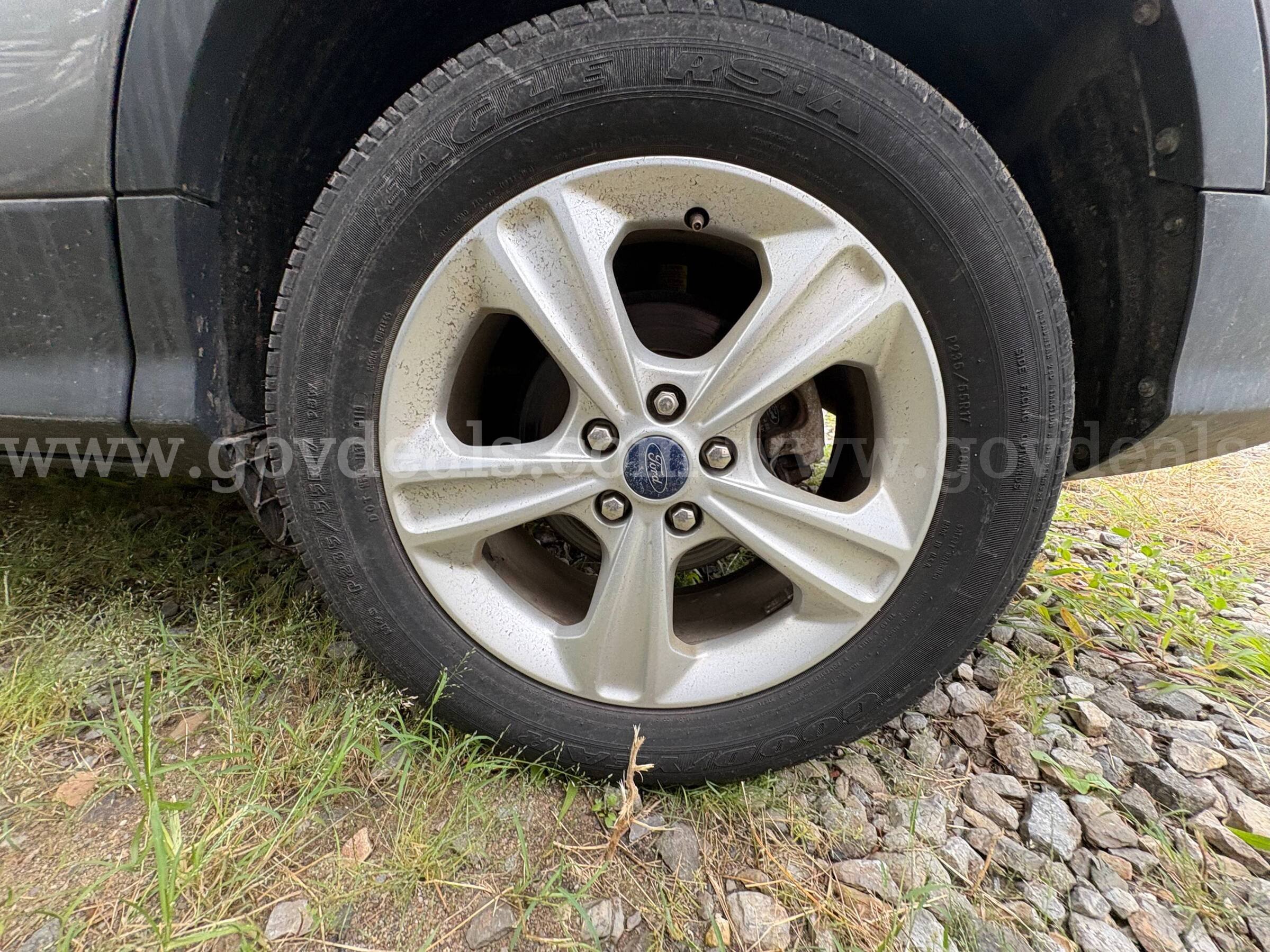 2014 Ford Escape (BT1527) Ford Escape Government Surplus Auction - Photo #5