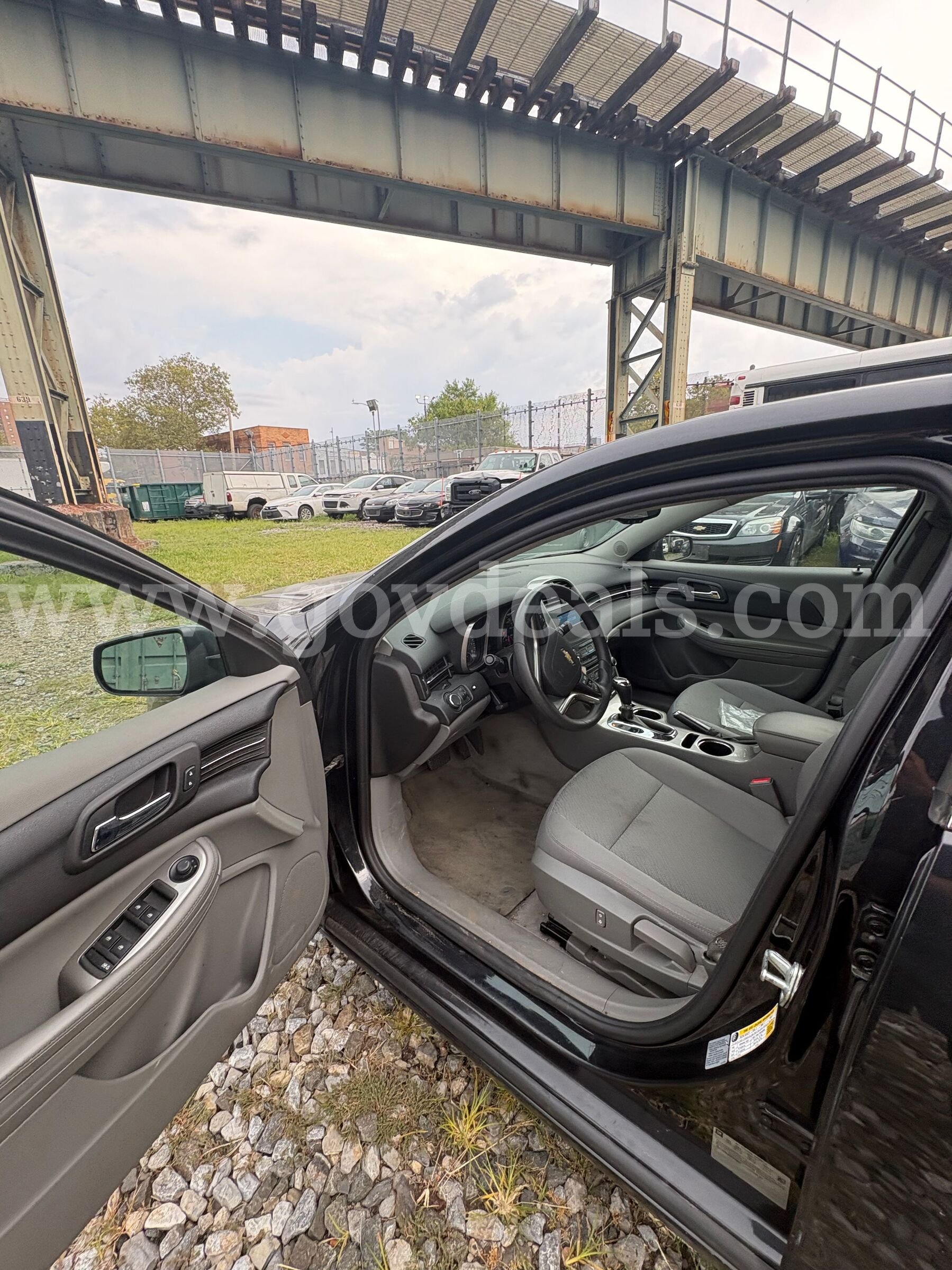 2014 Chevrolet Malibu (BT1541) Chevrolet Malibu Government Surplus Auction - Photo #5
