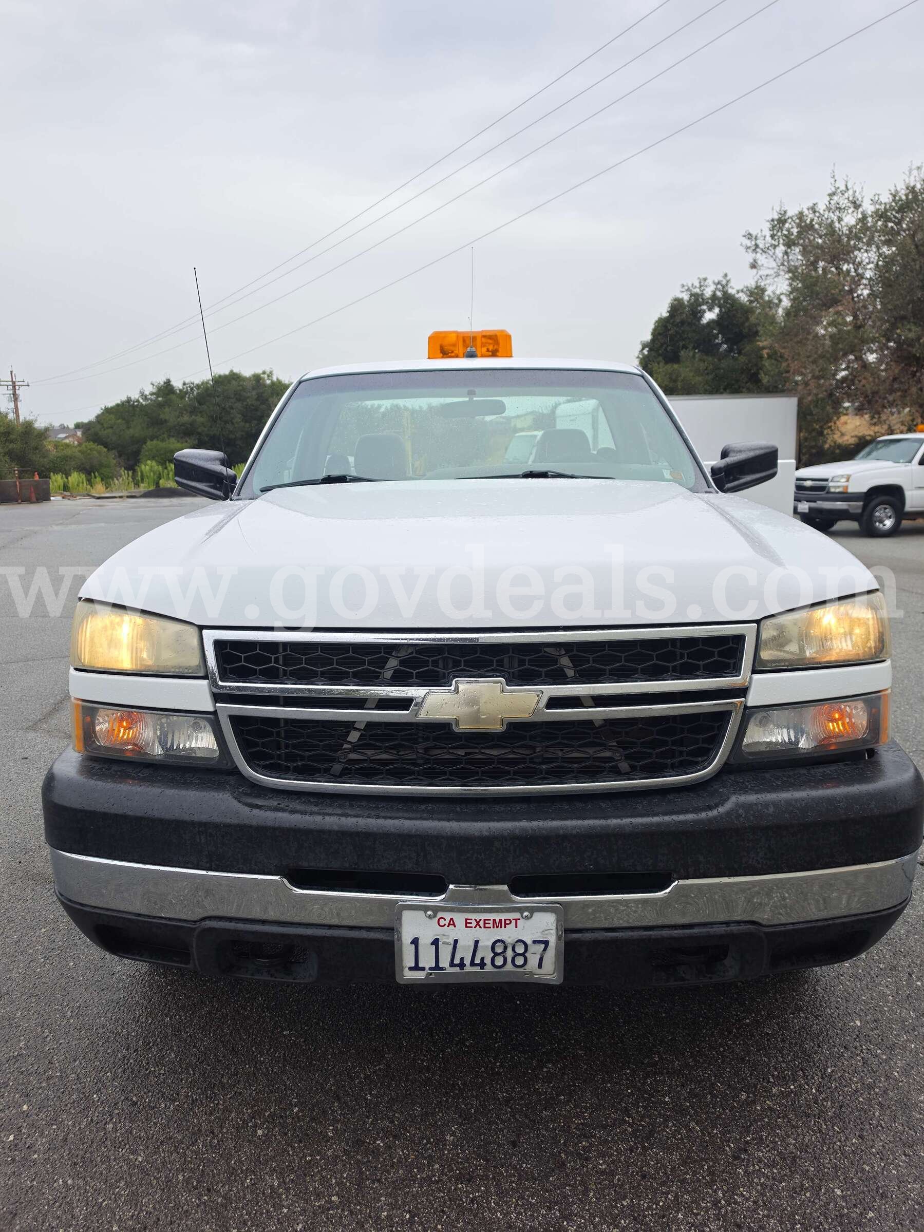 2007 Chevrolet Silverado Classic 2500HD Chevrolet Silverado Government Surplus Auction - Photo #2