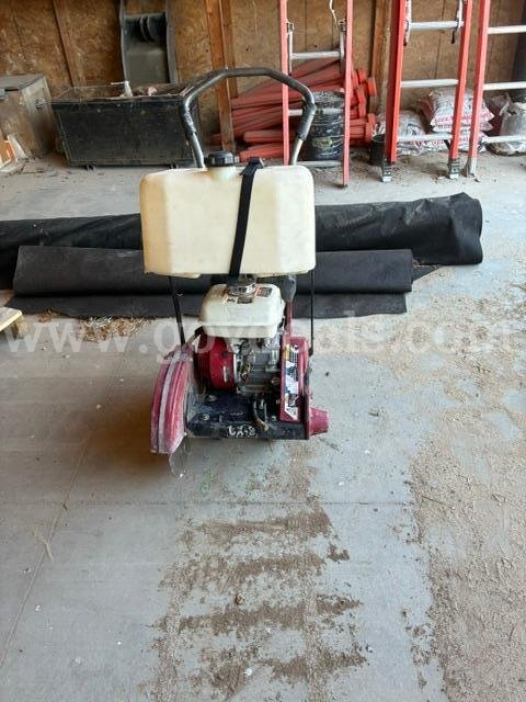 MK CX-3 Asphalt/Concrete Saw Merit M250-23G-SP Government Surplus Auction - Photo #4