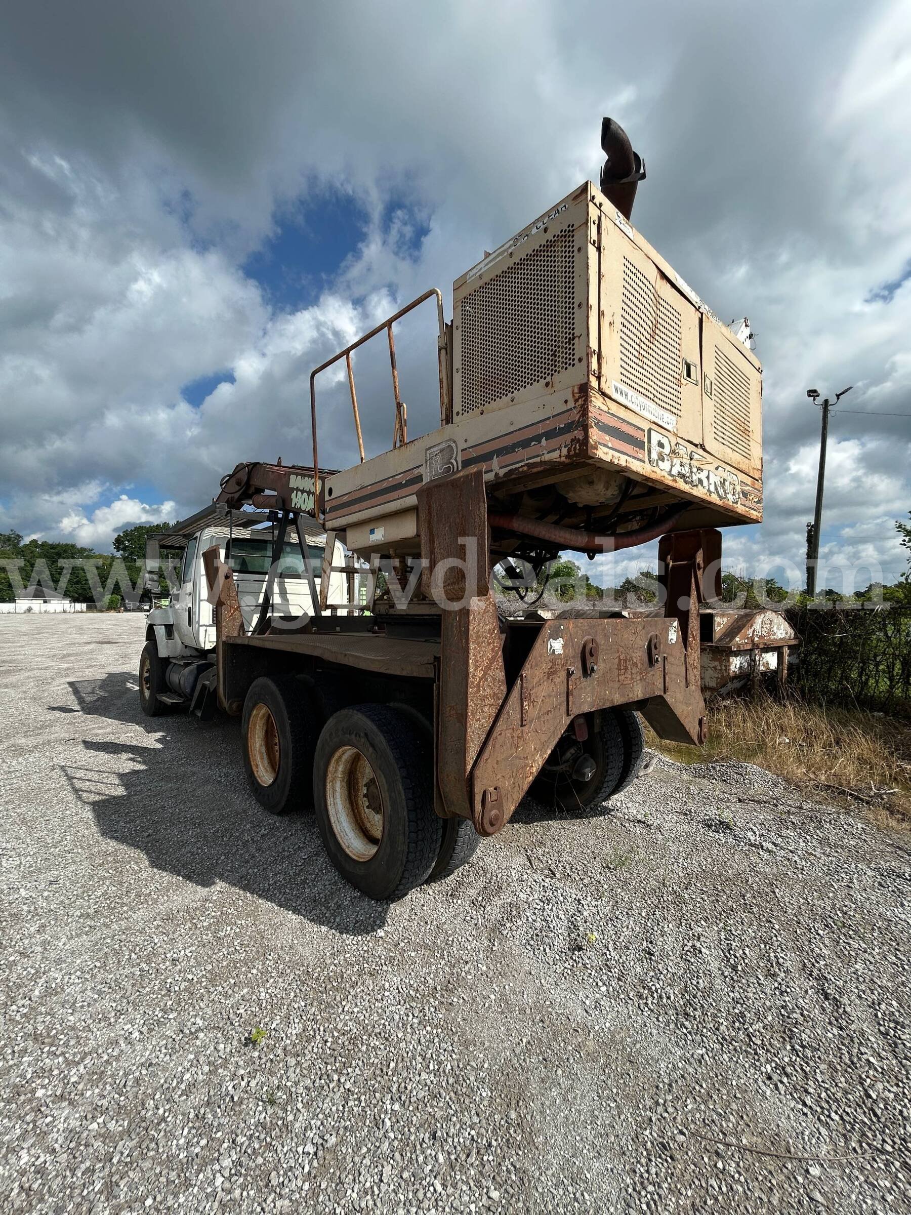 WHITE 2008 INTERNATIONAL 7400BA WITH BARKO LOADER TRUCK International 7400BA Government Surplus Auction - Photo #6
