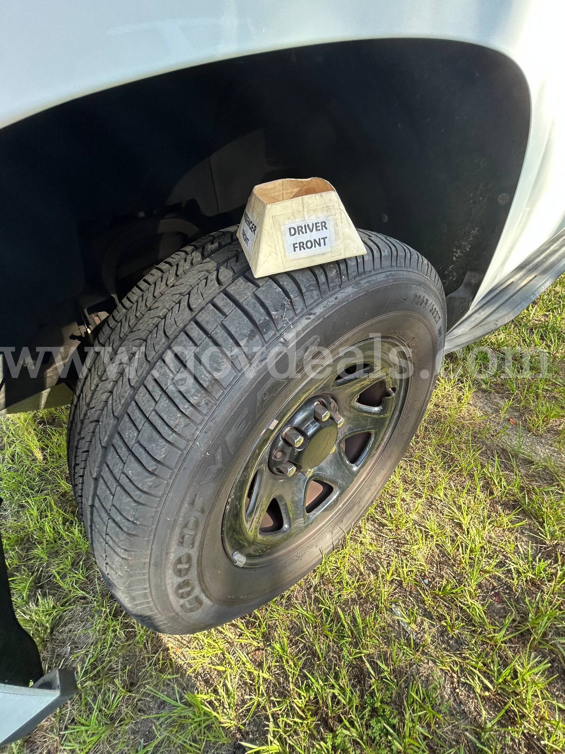 WHITE 2015 CHEVROLET TAHOE Chevrolet TAHOE Government Surplus Auction - Photo #3
