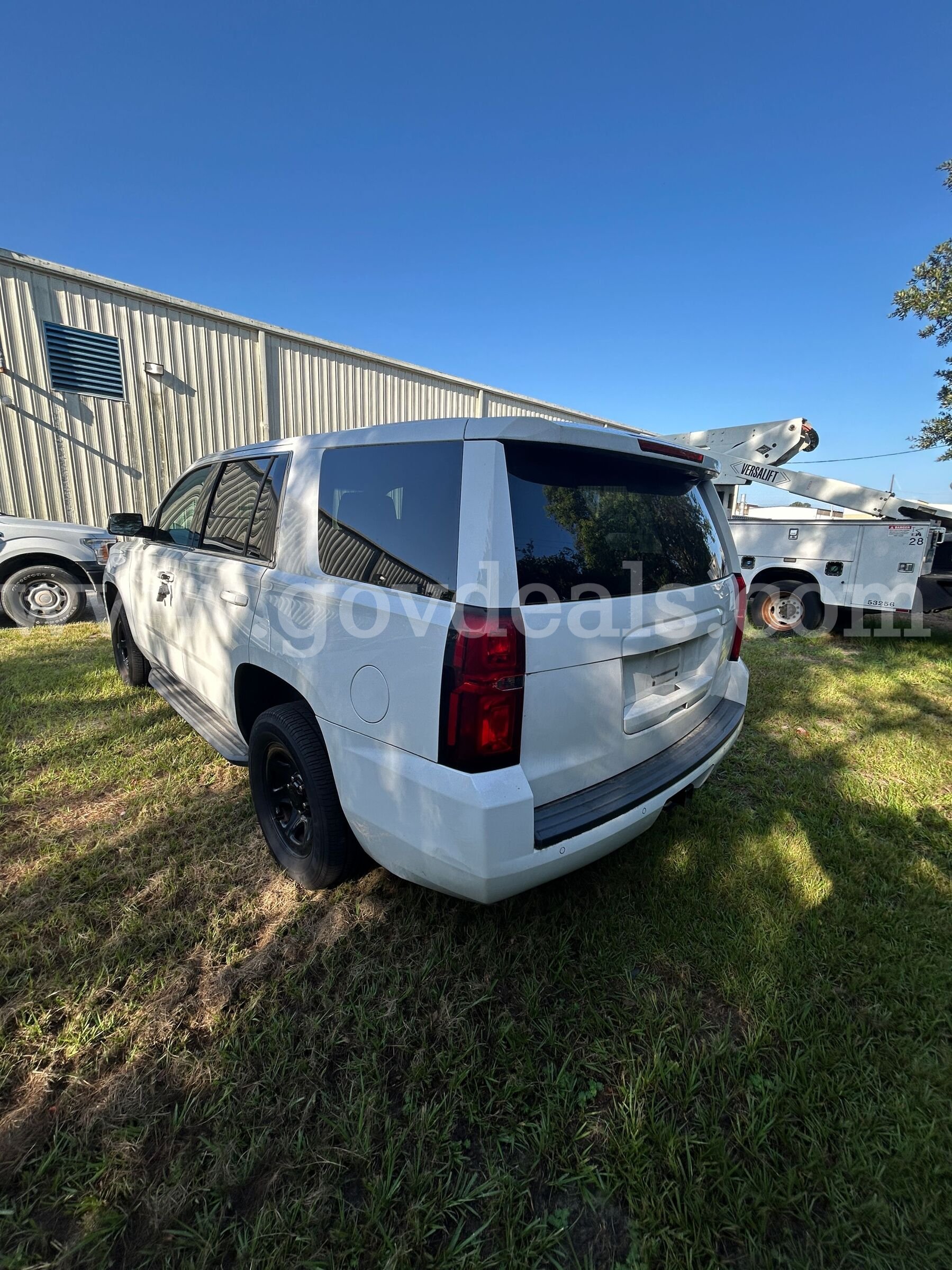 WHITE 2015 CHEVROLET TAHOE Chevrolet TAHOE Government Surplus Auction - Photo #5