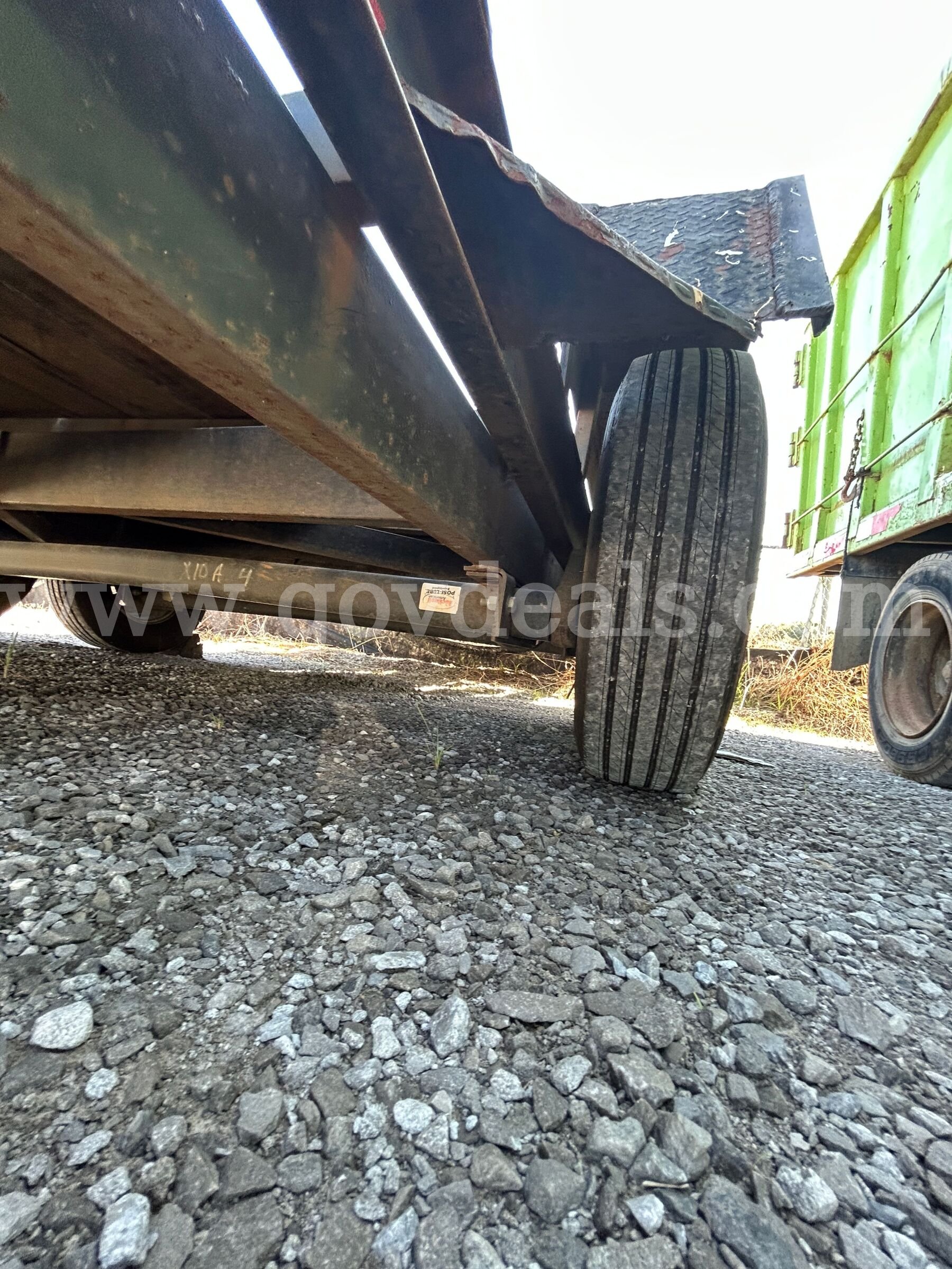 BLACK 2018 ROLLS RITE TILT DECK TRAILER 14KP20TE ROLLS RITE 14KP20TE Government Surplus Auction - Photo #3