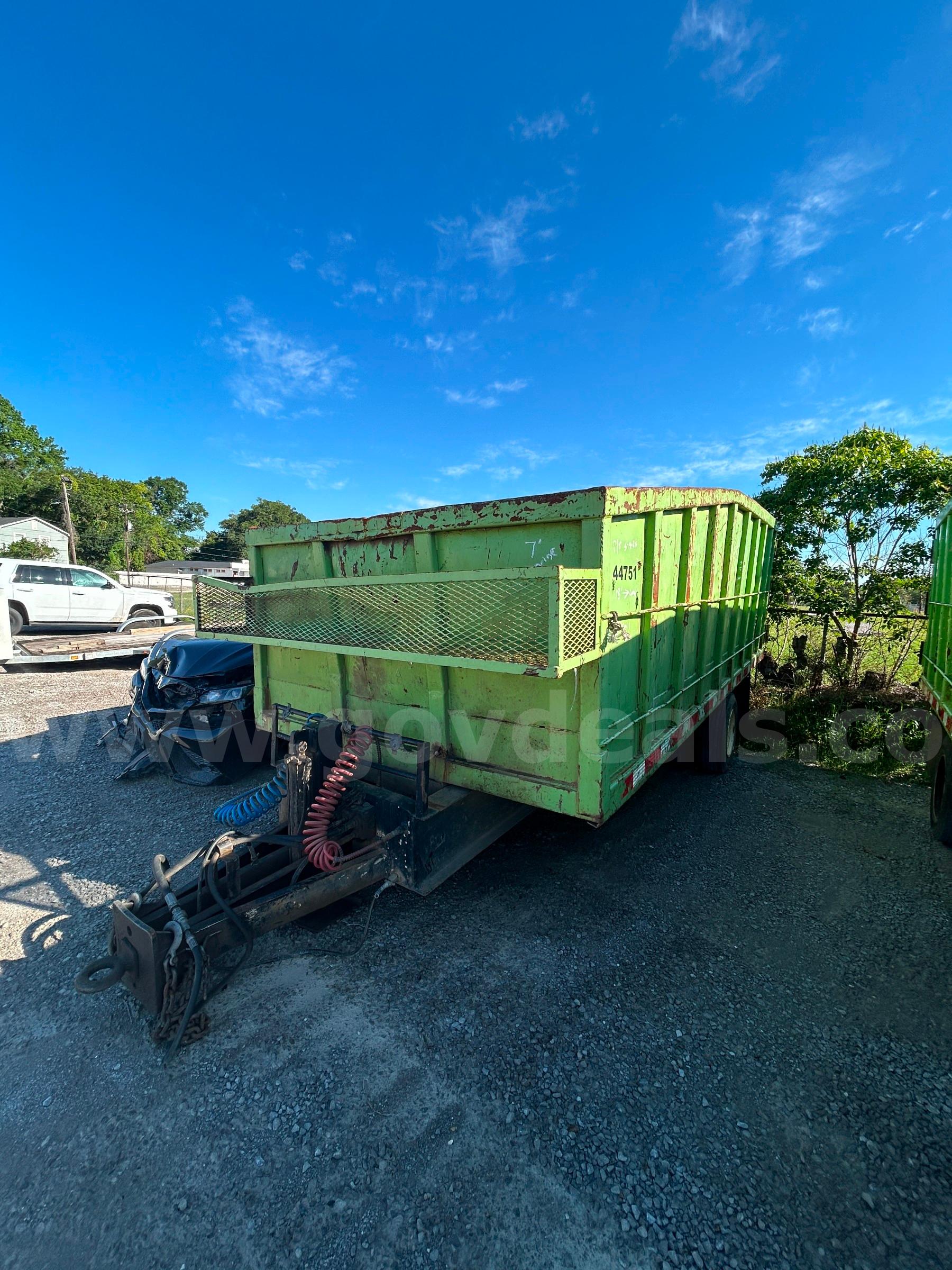 GREEN 2006 RAMER 18FT TRASH TRAILER WITH HYRDAULIC JACK AND AIR BRAKES