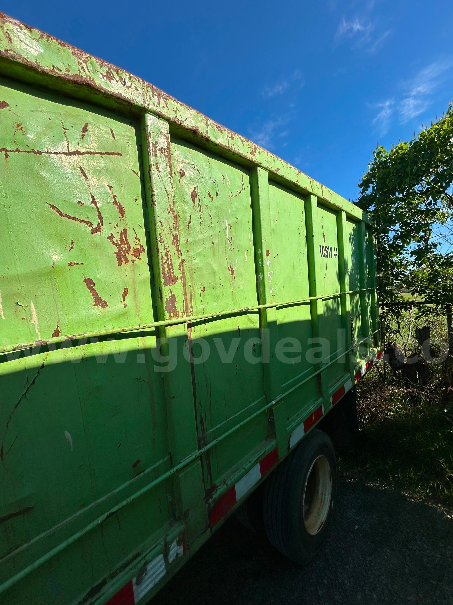 GREEN 2006 RAMER 18FT TRASH TRAILER WITH HYRDAULIC JACK AND AIR BRAKES RAMER  Government Surplus Auction - Photo #2