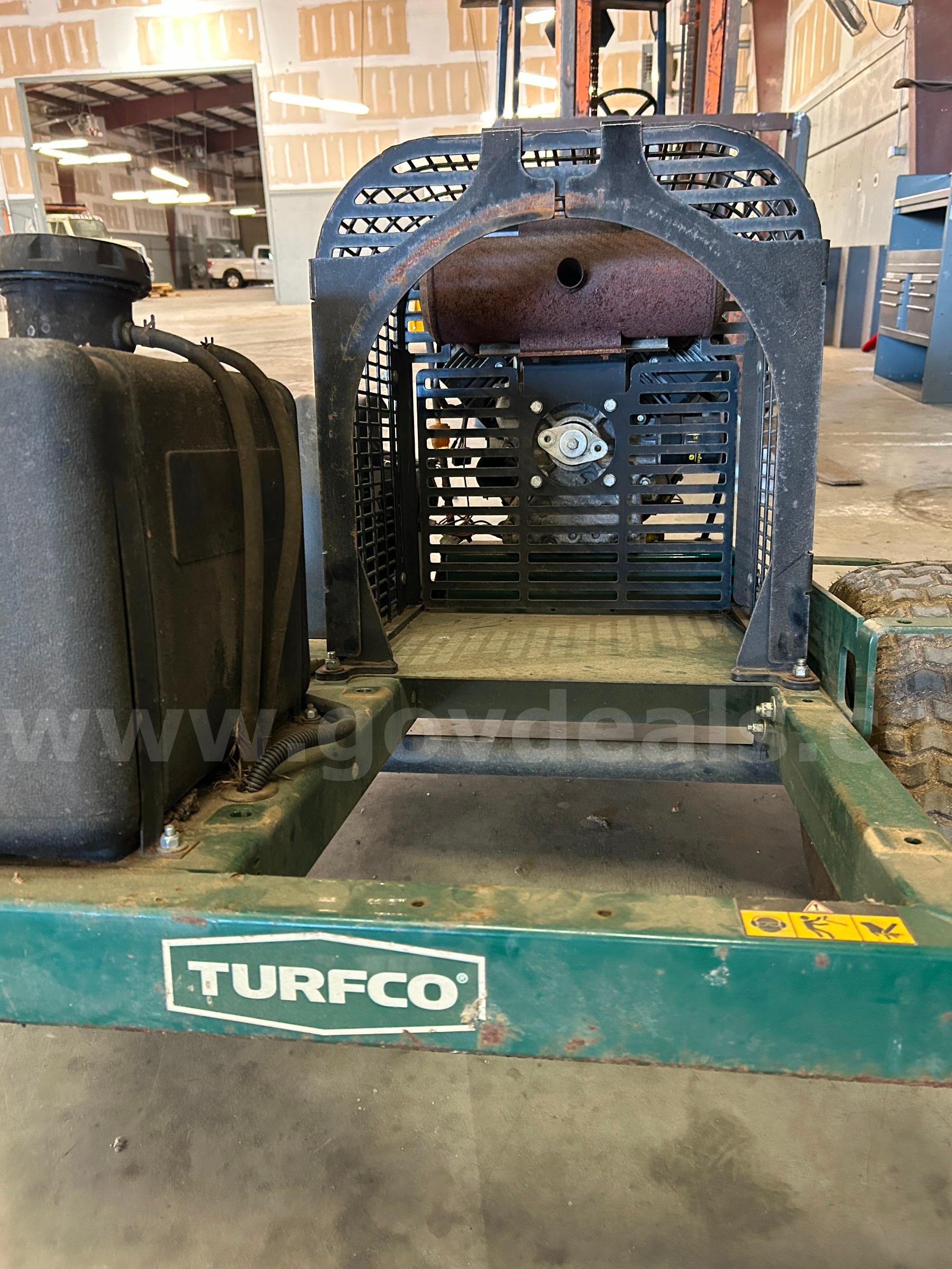 GREEN 2016 TURFCO 85651 BLOWER TURFCO 85651 Government Surplus Auction - Photo #5