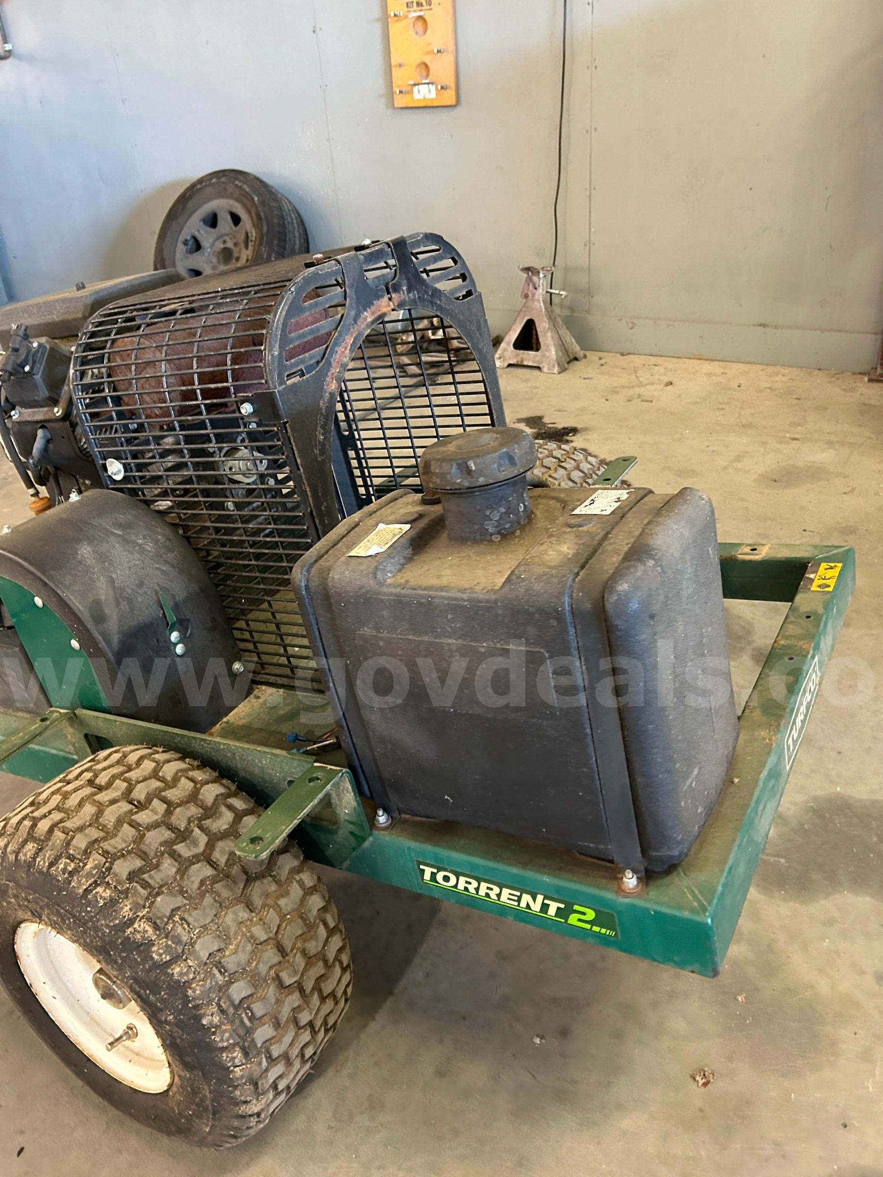 GREEN 2016 TURFCO 85651 BLOWER TURFCO 85651 Government Surplus Auction - Photo #6