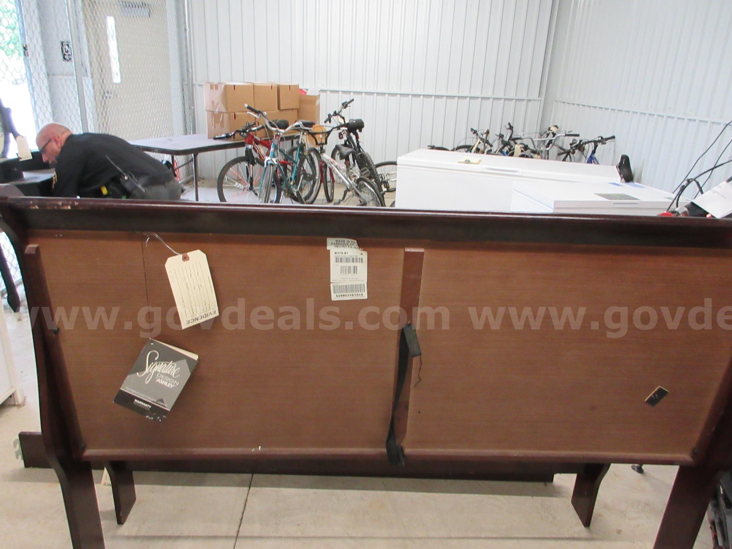 Queen Bed Frame with Head & Foot Board   Government Surplus Auction - Photo #5