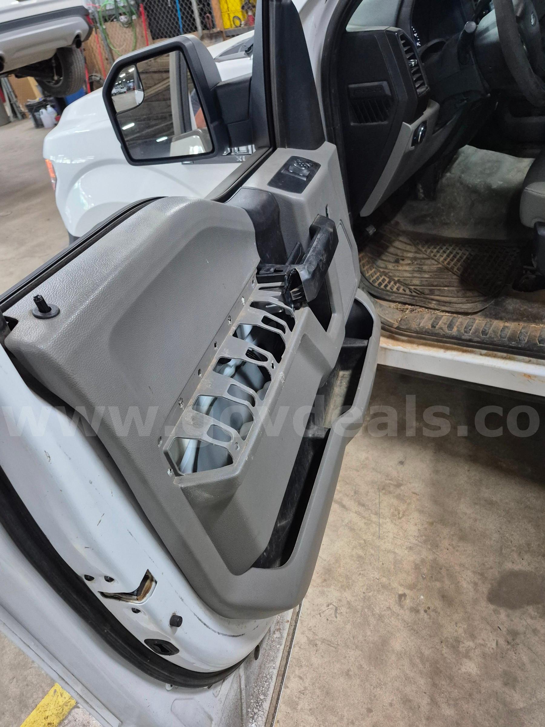 2017 Ford F-150 Ford F-150 Government Surplus Auction - Photo #6