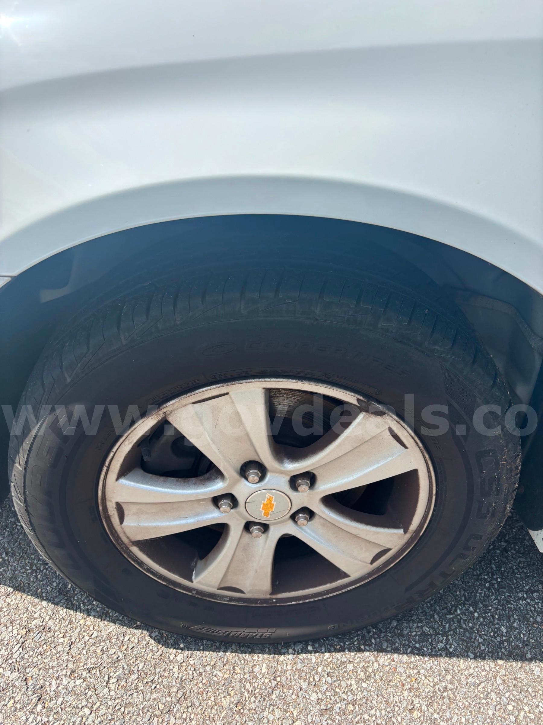 2015 Chevrolet Impala Limited Chevrolet Impala Government Surplus Auction - Photo #4