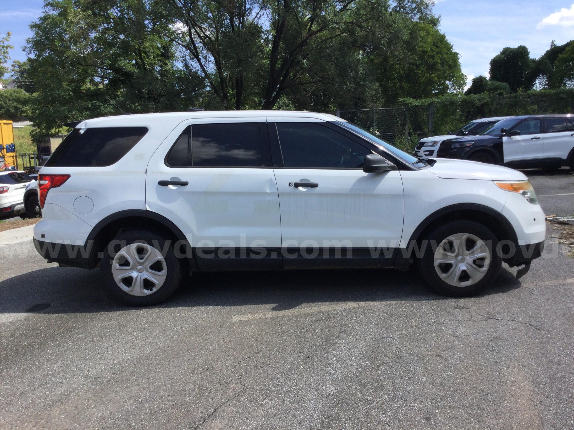 2015 Ford Explorer Ford Explorer Government Surplus Auction - Photo #4