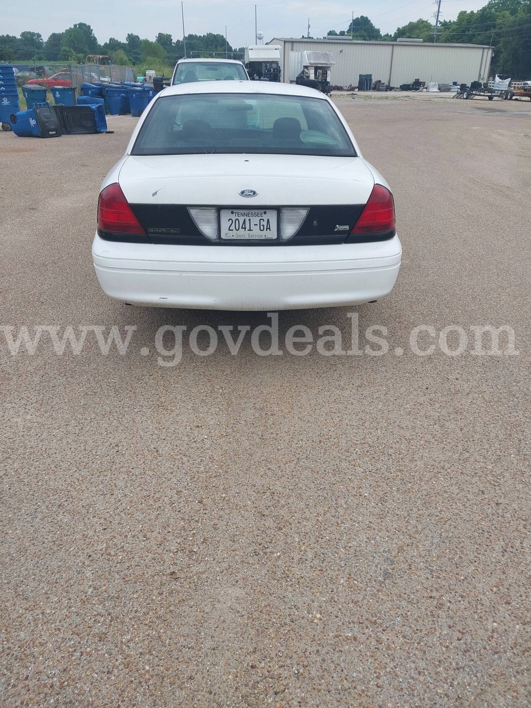 2010 Ford Crown Victoria Ford Crown Victoria Government Surplus Auction - Photo #4