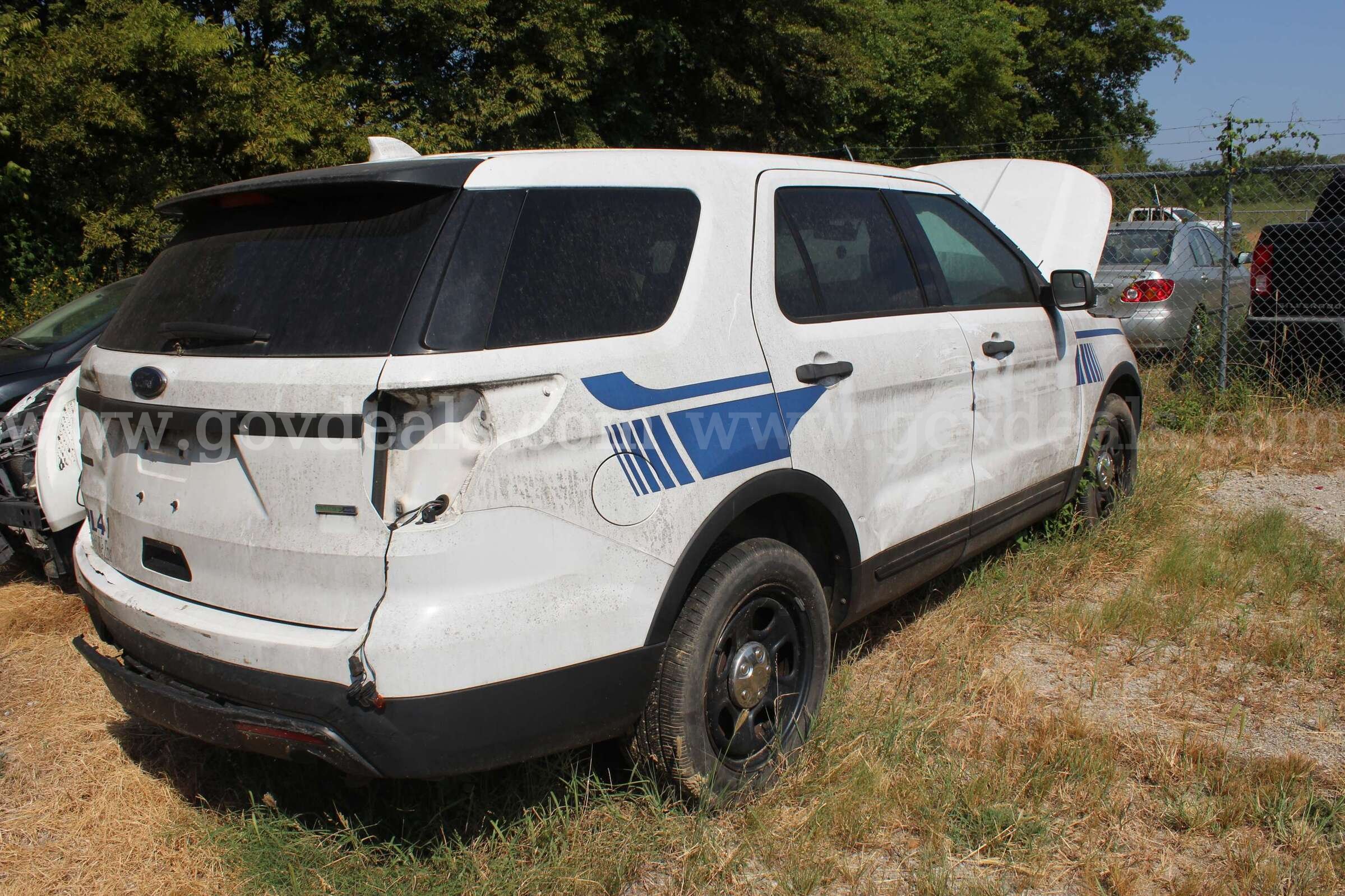 2017 Ford Explorer Police 4WD Ford Explorer Government Surplus Auction - Photo #5