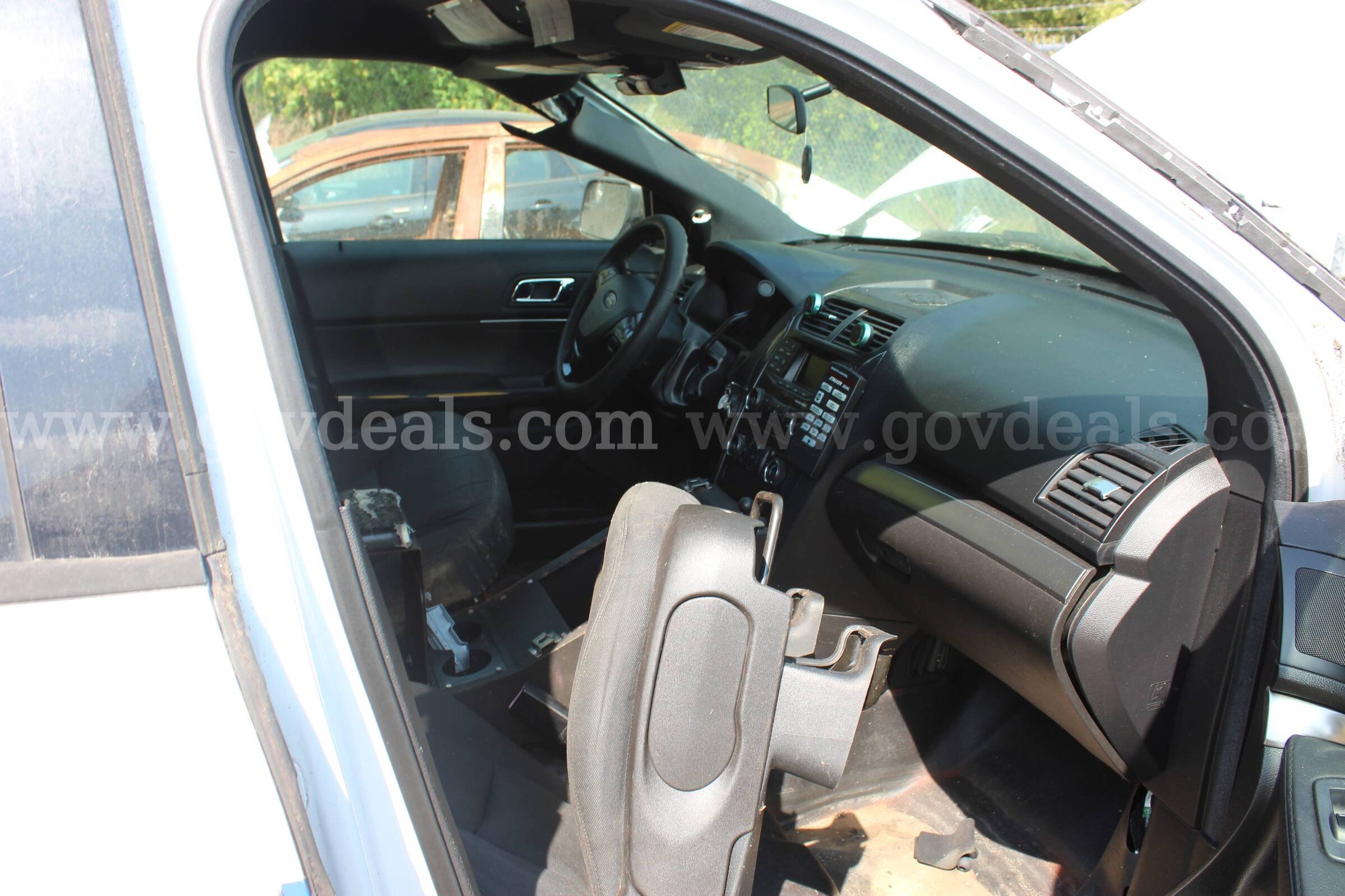 2017 Ford Explorer Police 4WD Ford Explorer Government Surplus Auction - Photo #6