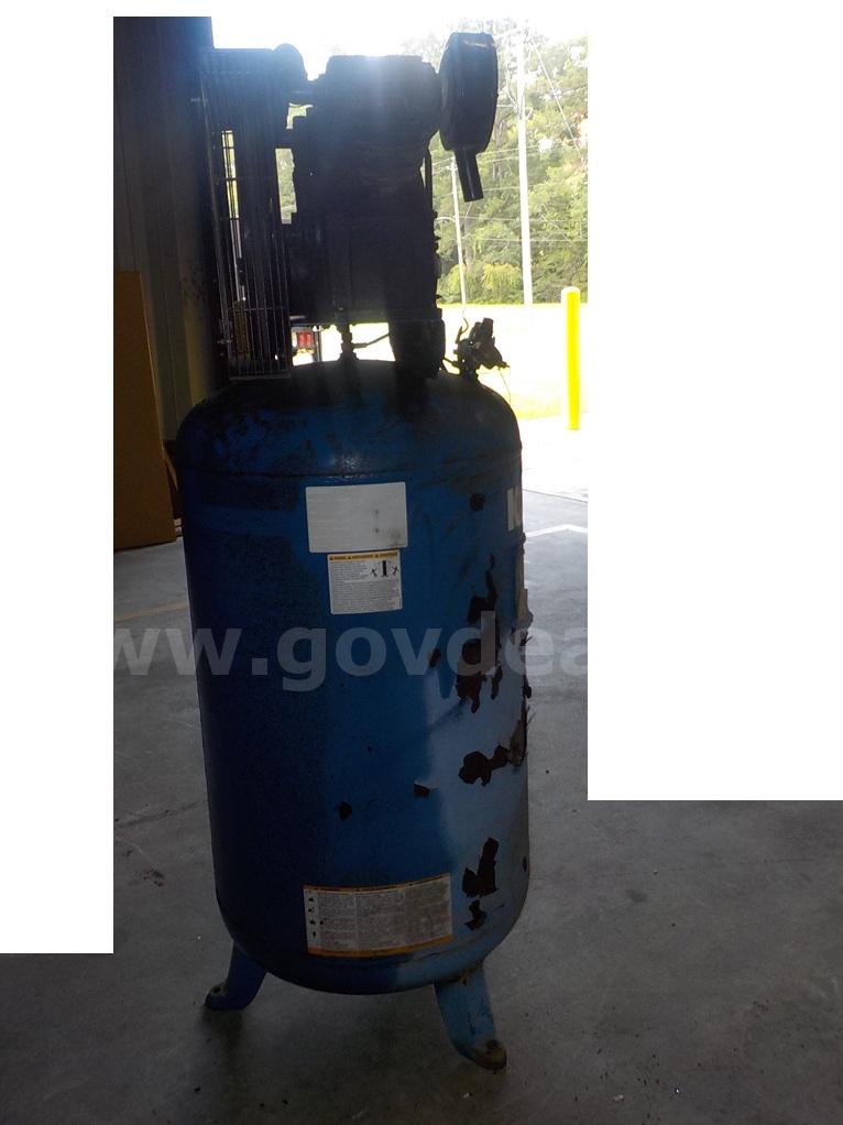 Kobalt 80-Gallons Two Stage 80 Gallon 5HP Air Compressor   Government Surplus Auction - Photo #3