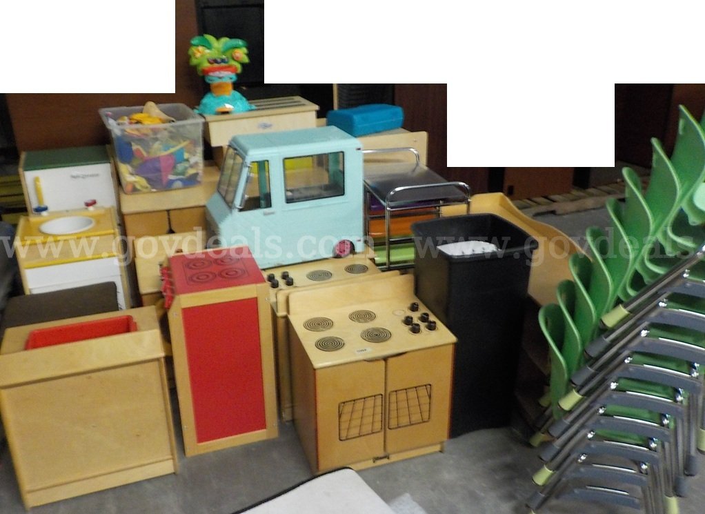 Kids Lot - Carpets, Furniture, Toys, Kitchens - September 2026