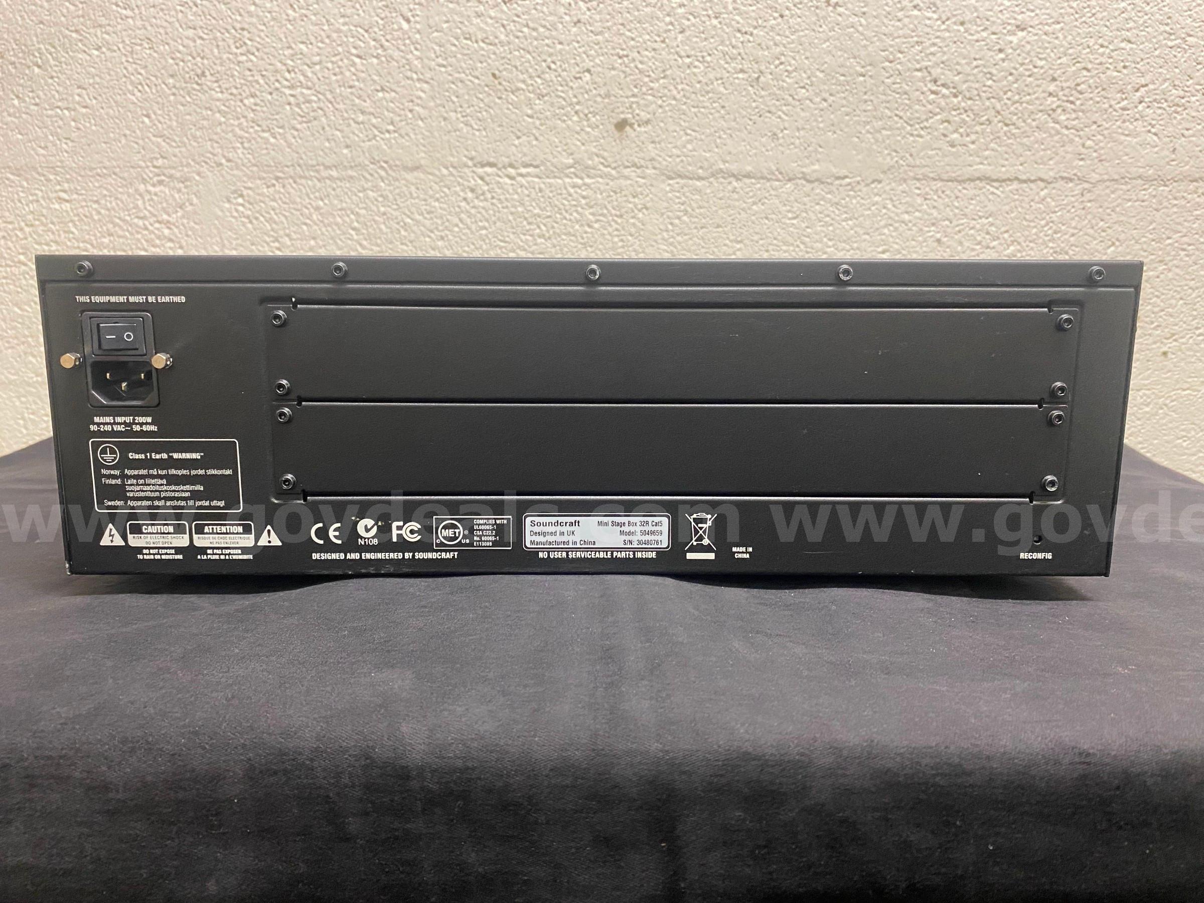 Soundcraft Mini Stagebox 32 with Madi USB Card Soundcraft Mini Stagebox 32 Government Surplus Auction - Photo #2