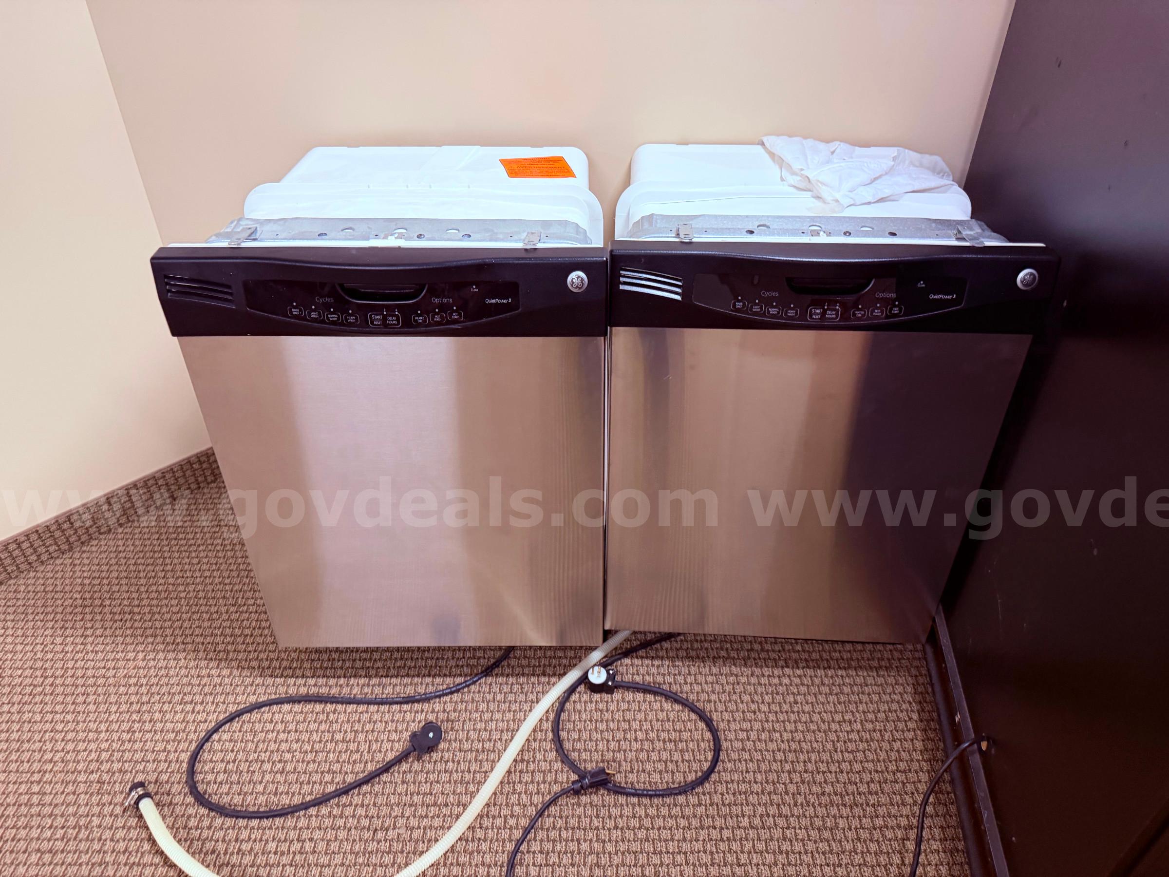 Lot of 2 dishwashers
