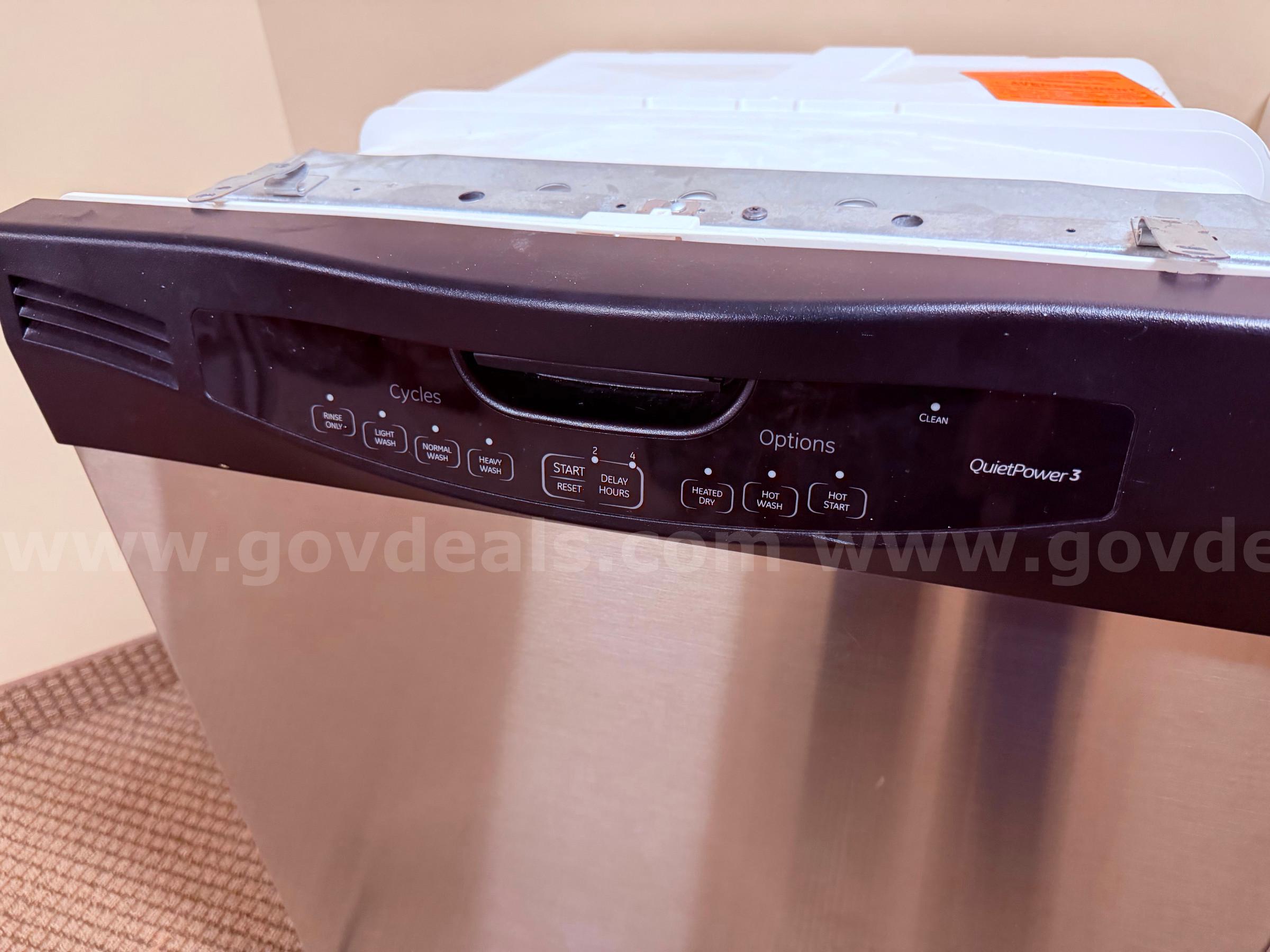 Lot of 2 dishwashers General Electric Company GLD4460N10SS Government Surplus Auction - Photo #2
