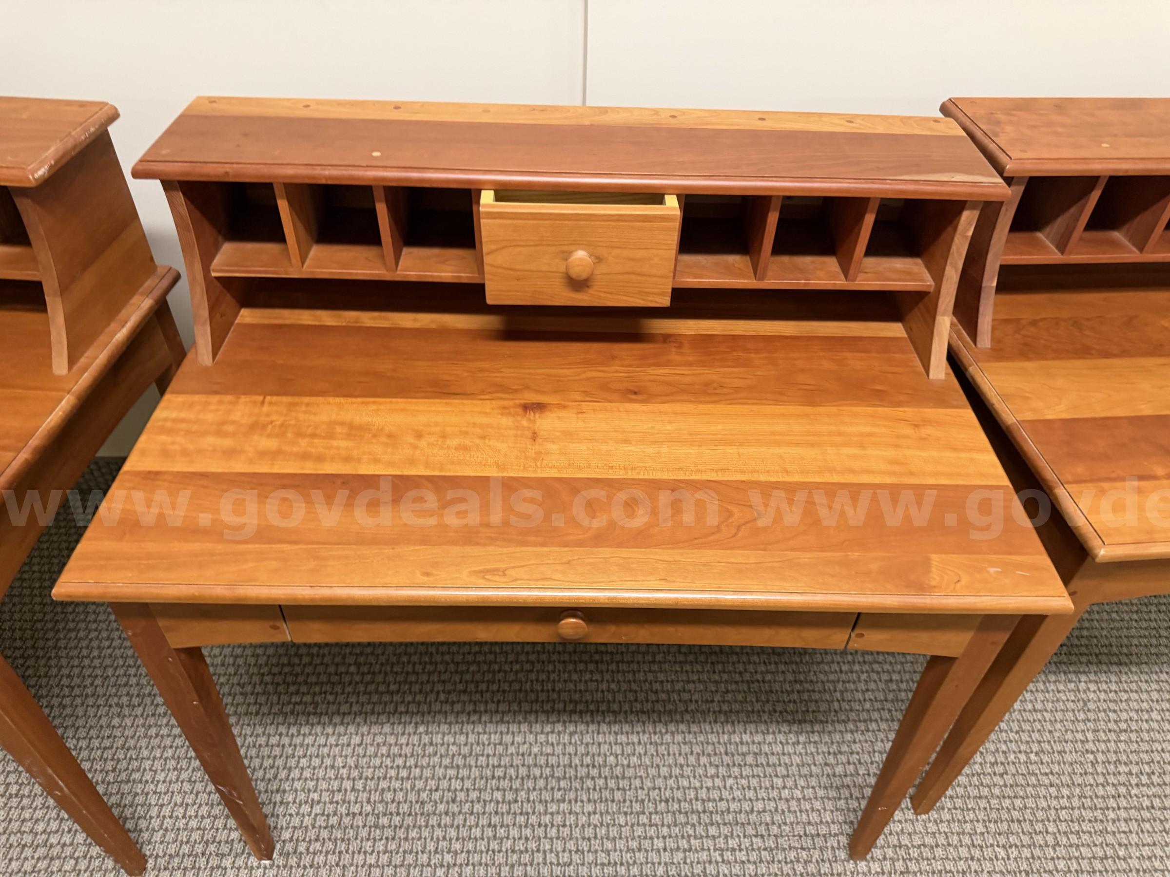 Lot of 9 writing style desks and chairs   Government Surplus Auction - Photo #3